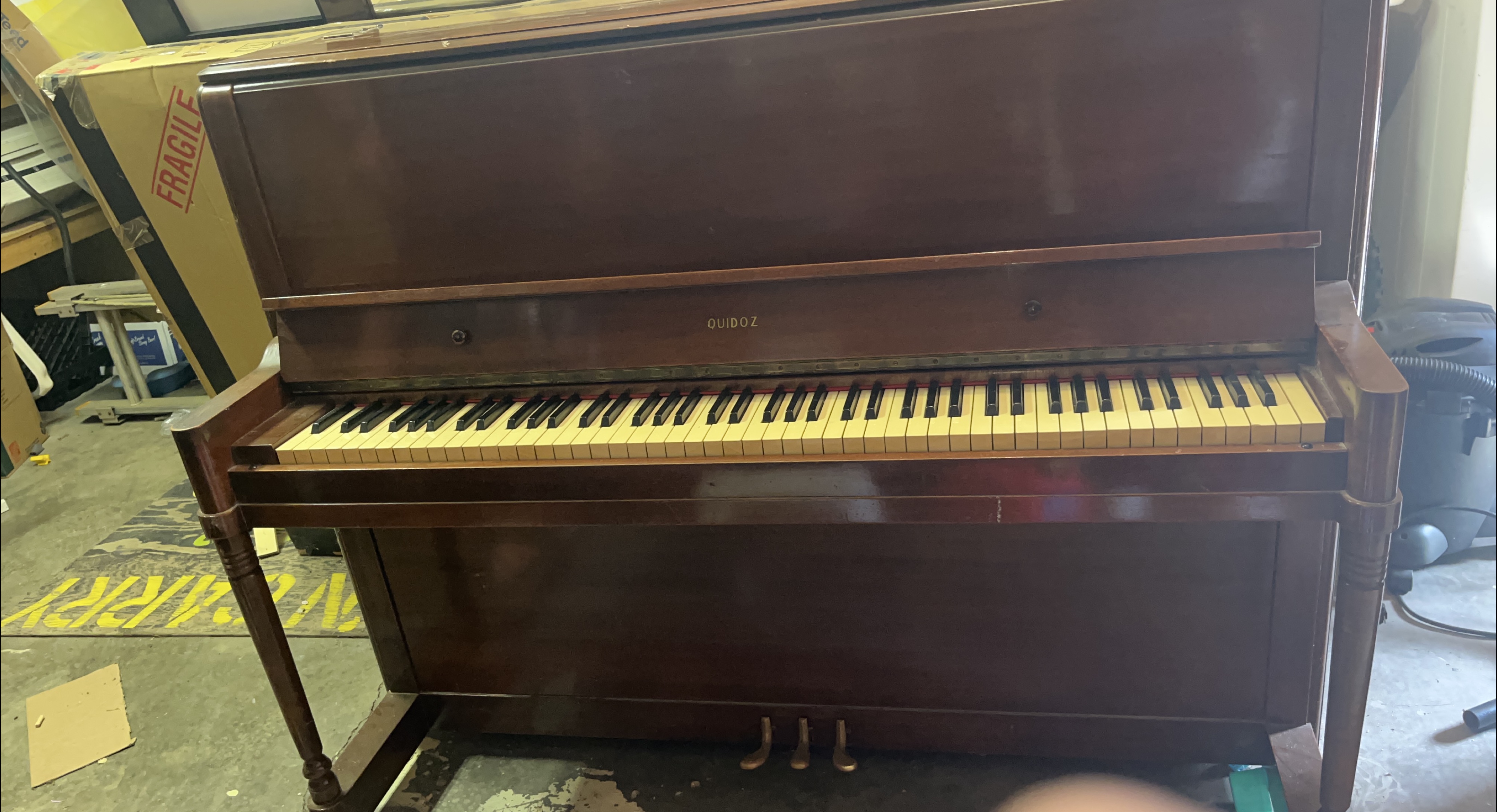 Quidoz Upright Piano thumbnail