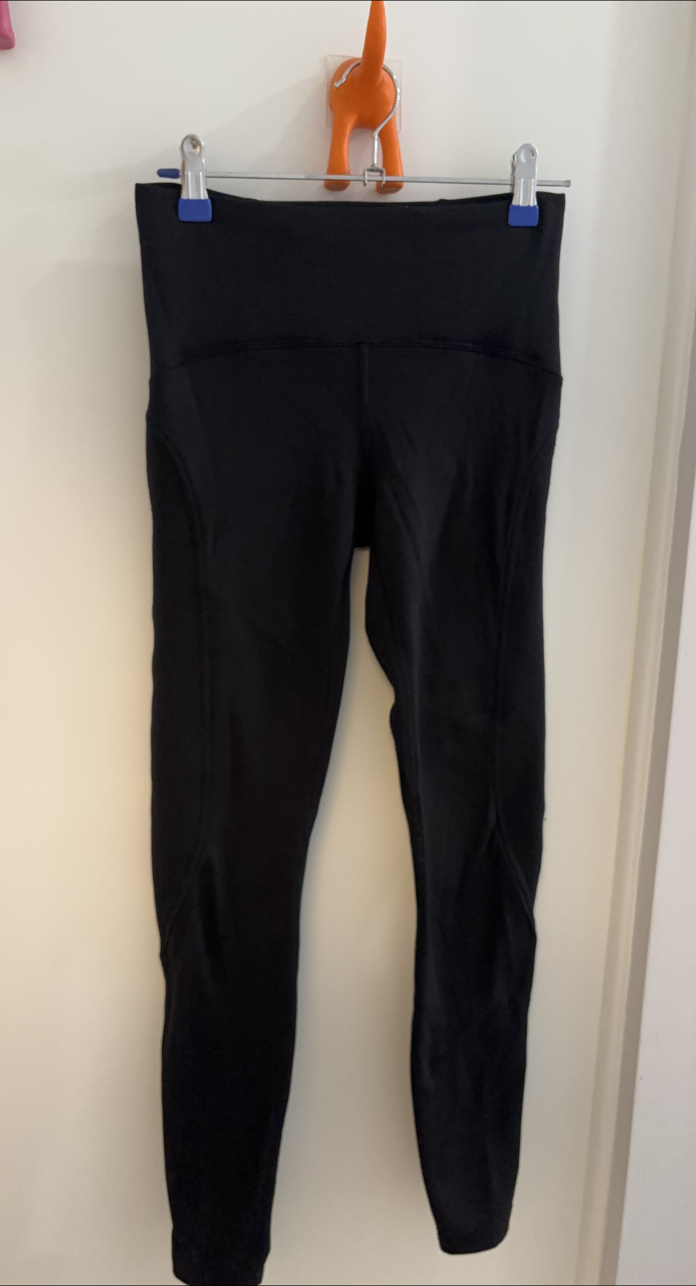 Lululemon Black Leggings - size 4🧡 thumbnail
