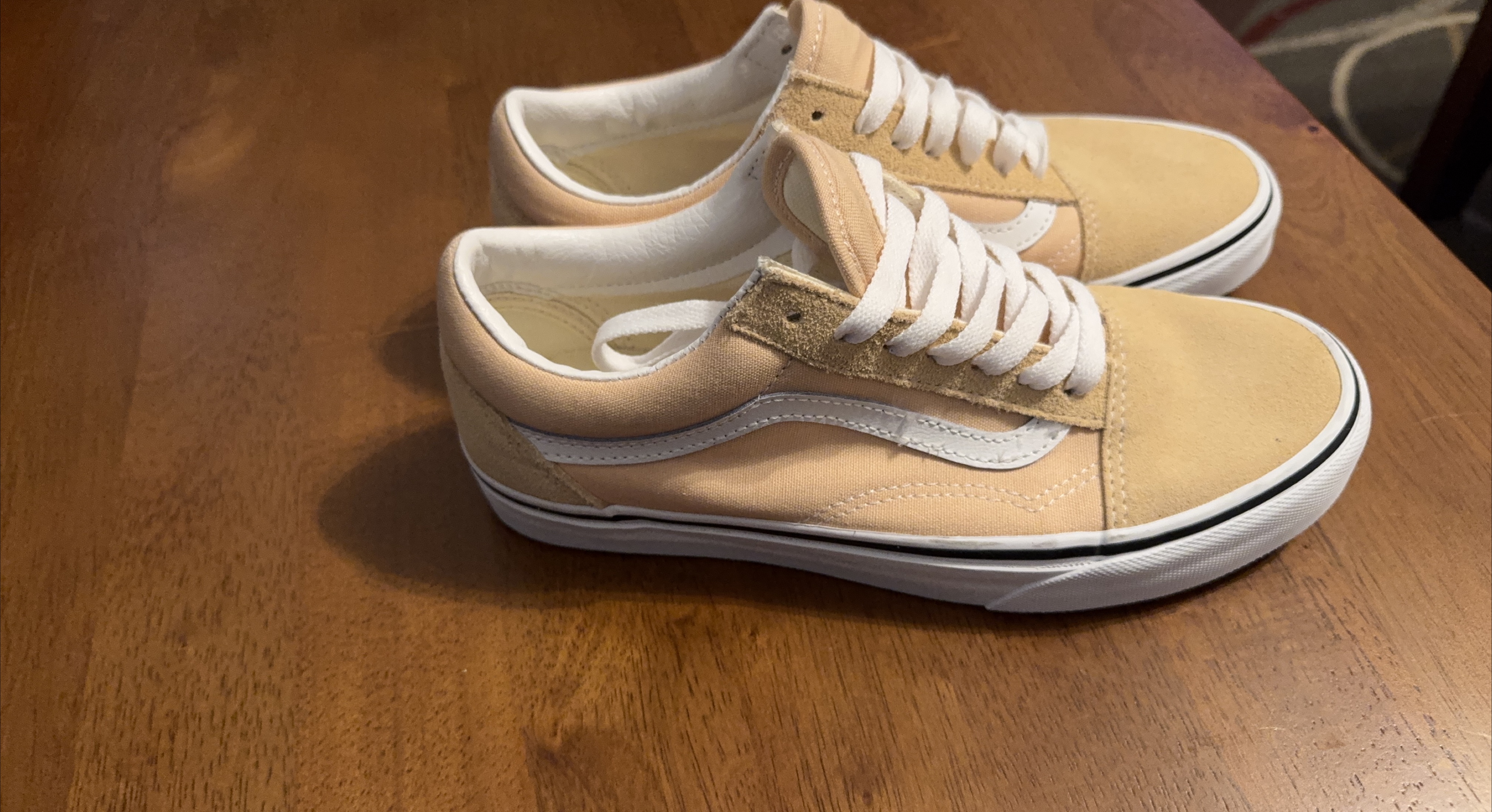 Vans Old Skool Shoes - Size 7.5 thumbnail