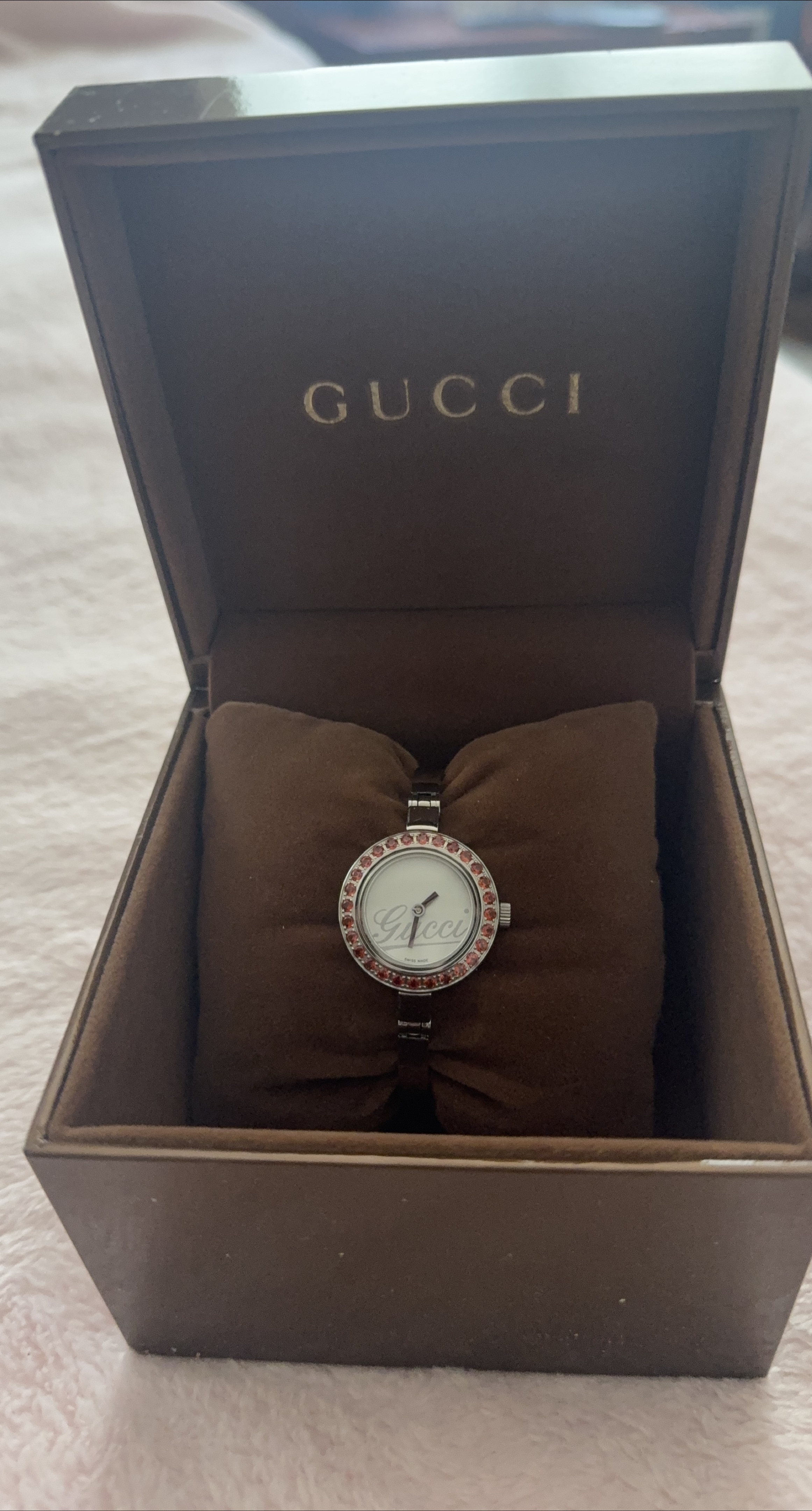 Gucci Bangle Watch with Box thumbnail