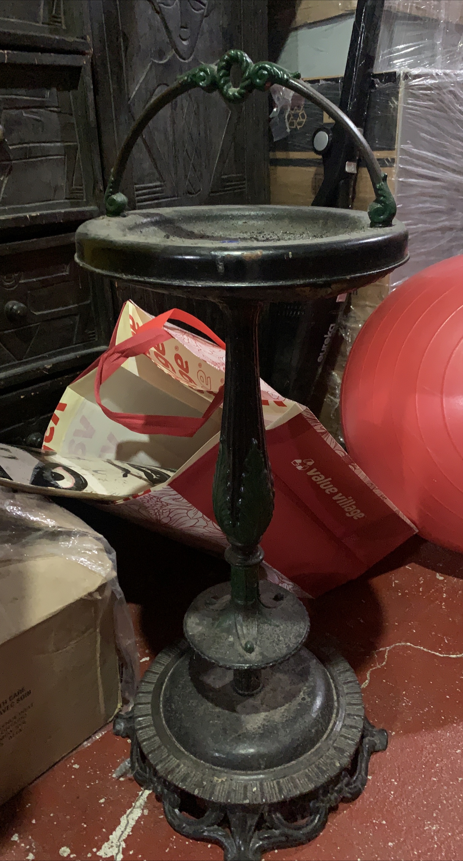 Vintage Metal Plant Stand thumbnail