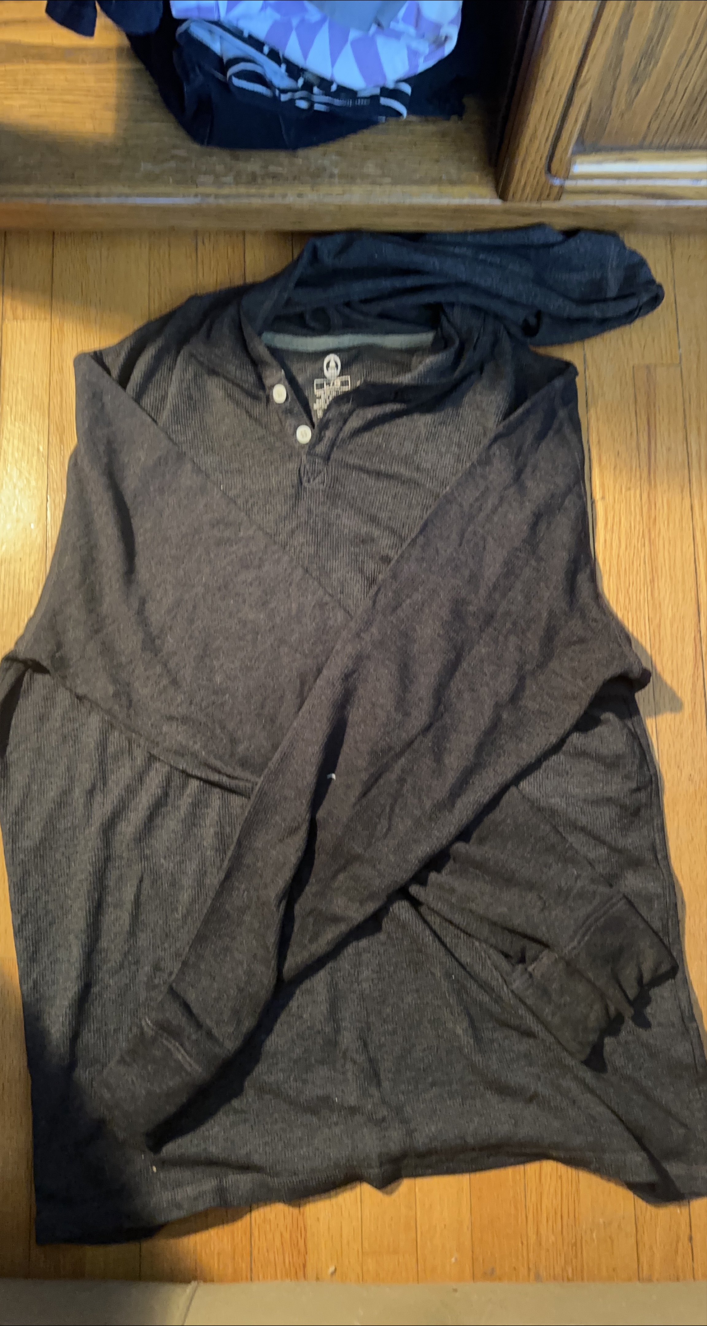 George L/G Grey Henley Hoodie thumbnail