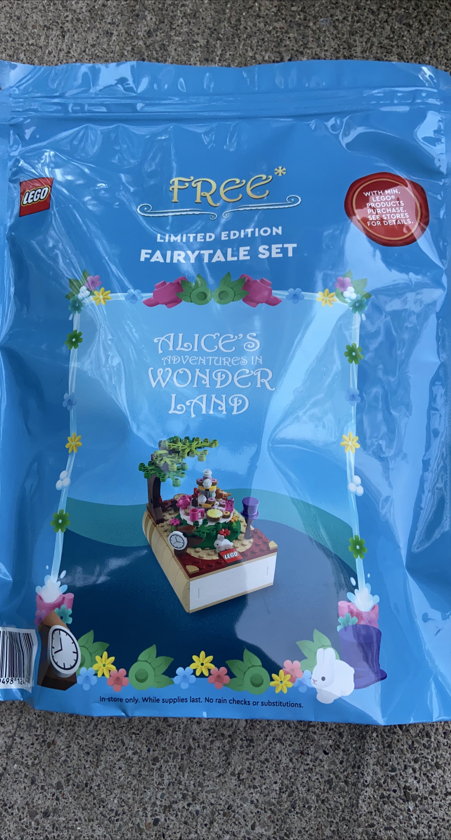 LEGO Limited Edition Fairytale Set - Alice in Wonderland thumbnail