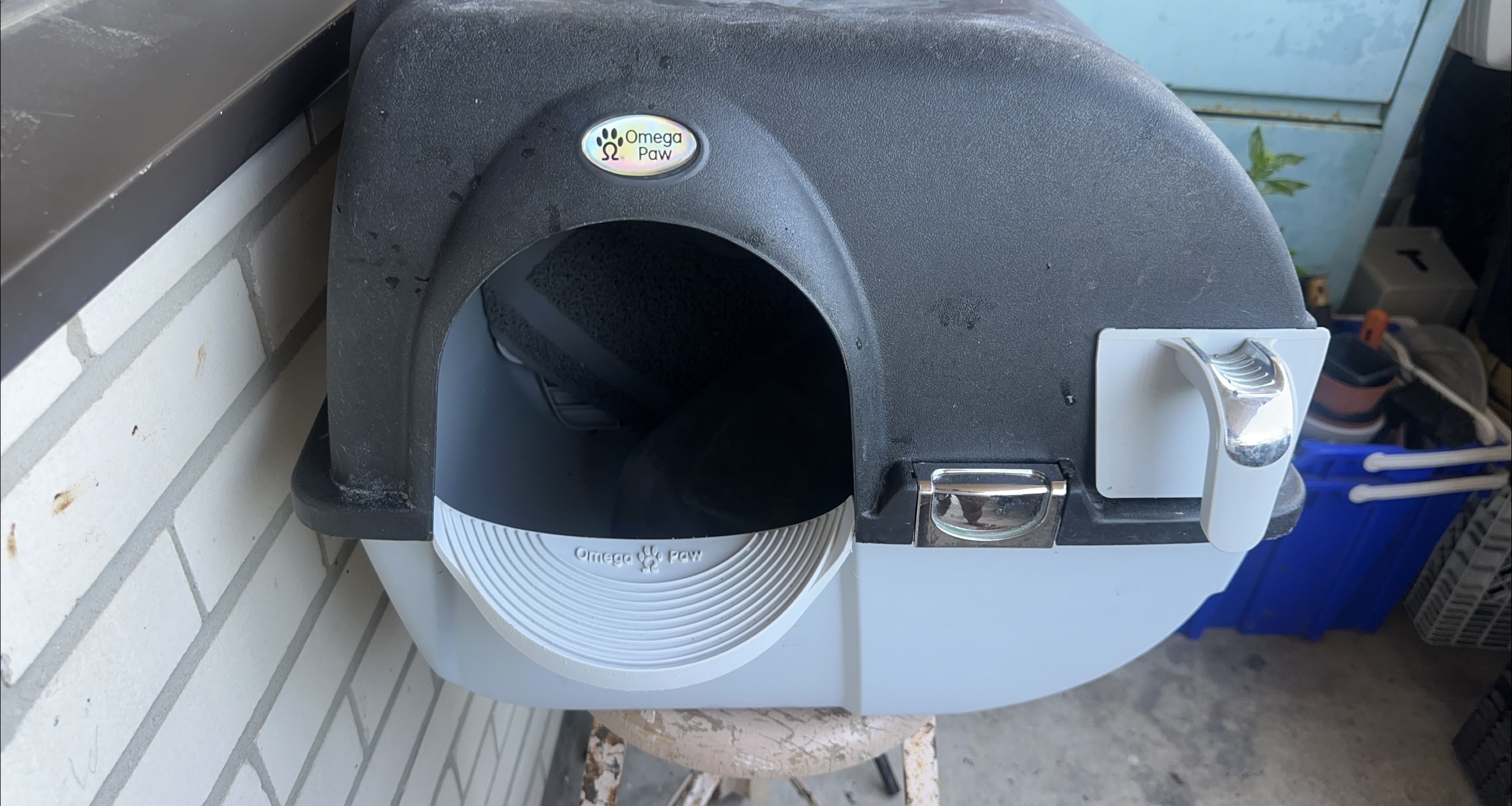 Omega Paw Roll'n Clean Litter Box thumbnail