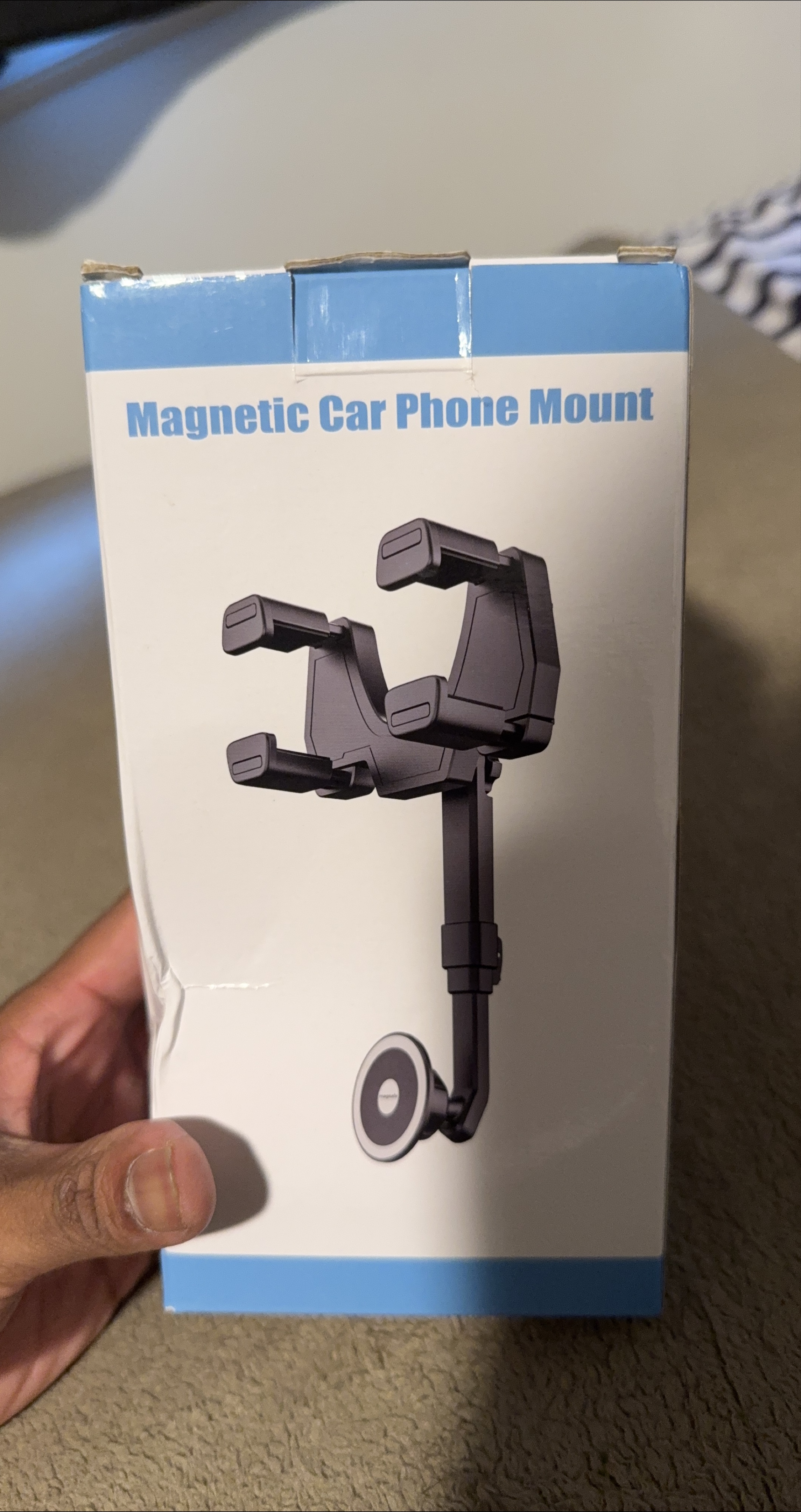 New Magnetic Car Phone Mount thumbnail