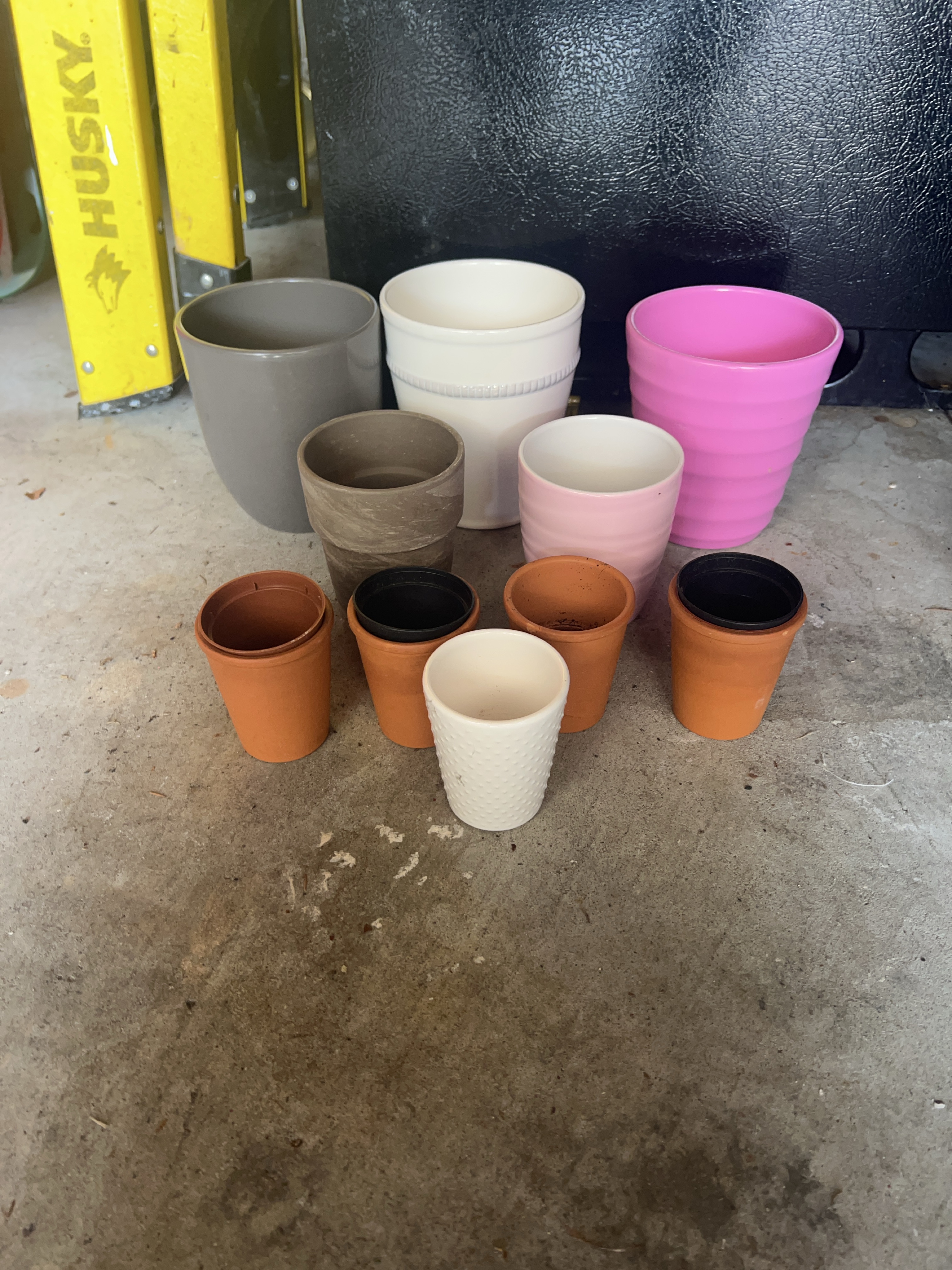 10 Assorted Flower Pots - Various Colors & Sizes thumbnail