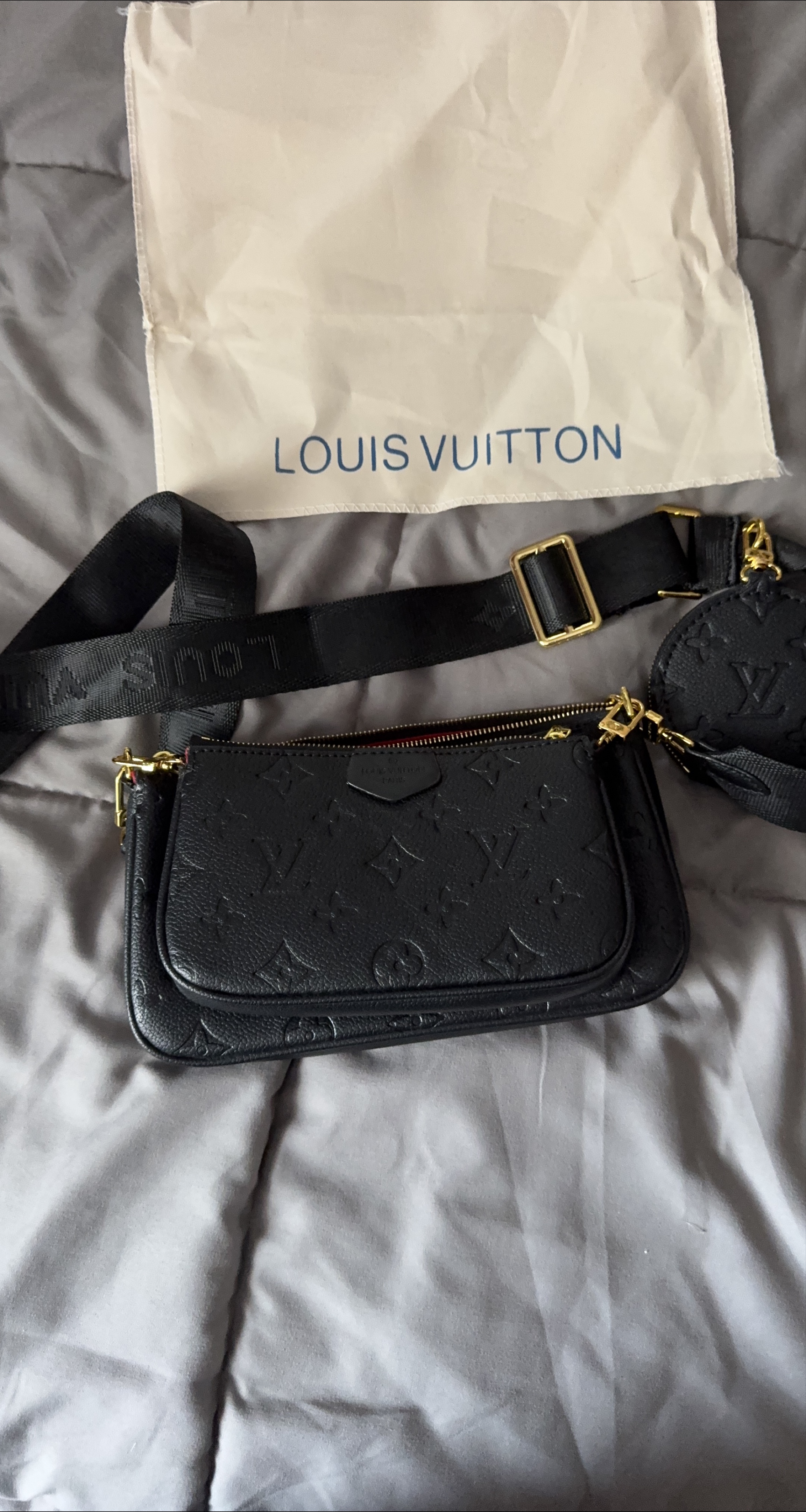 Louis Vuitton Multi Pochette Accessoires Black