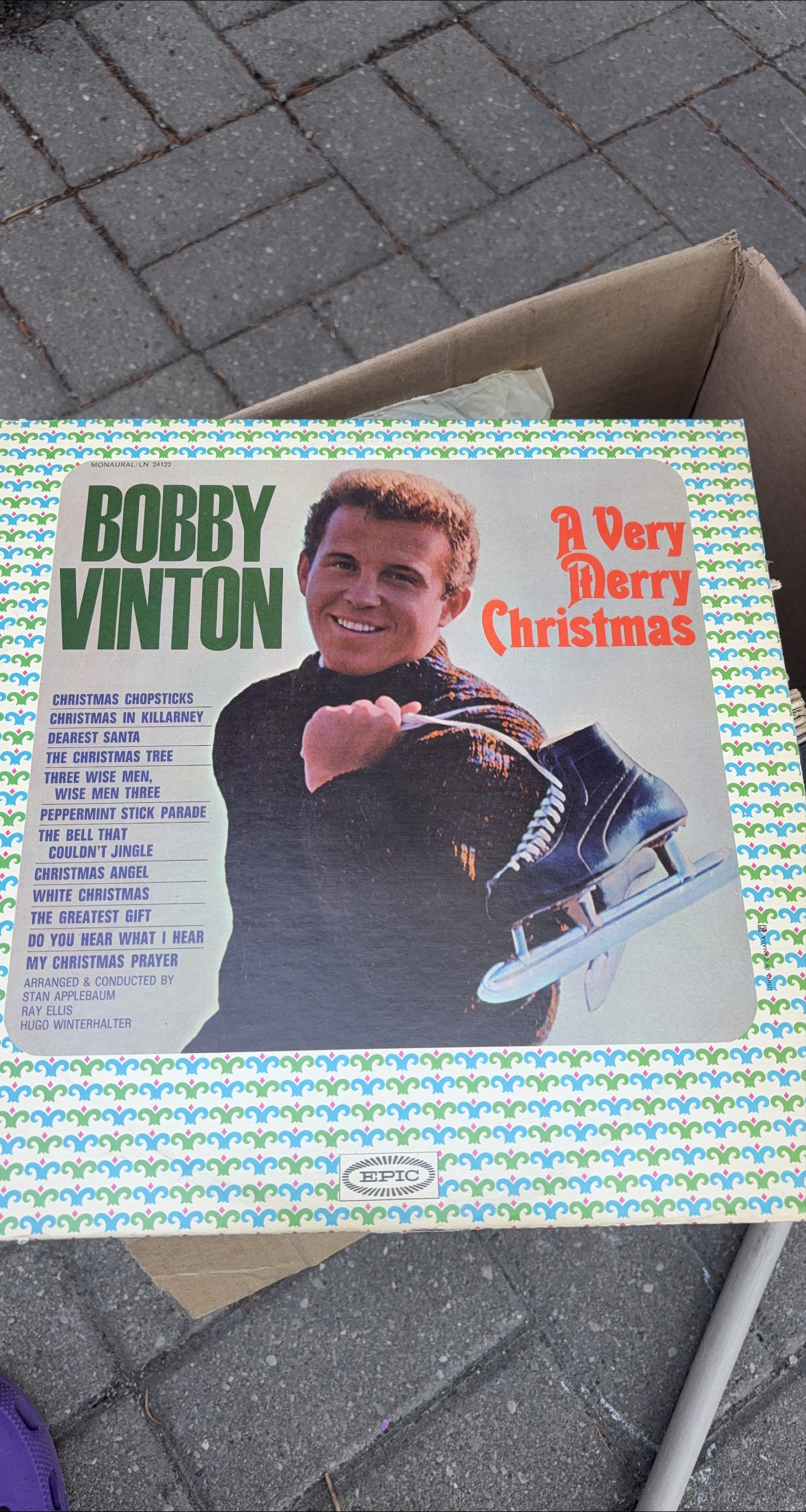 Bobby Vinton - A Very Merry Christmas Vinyl Record thumbnail