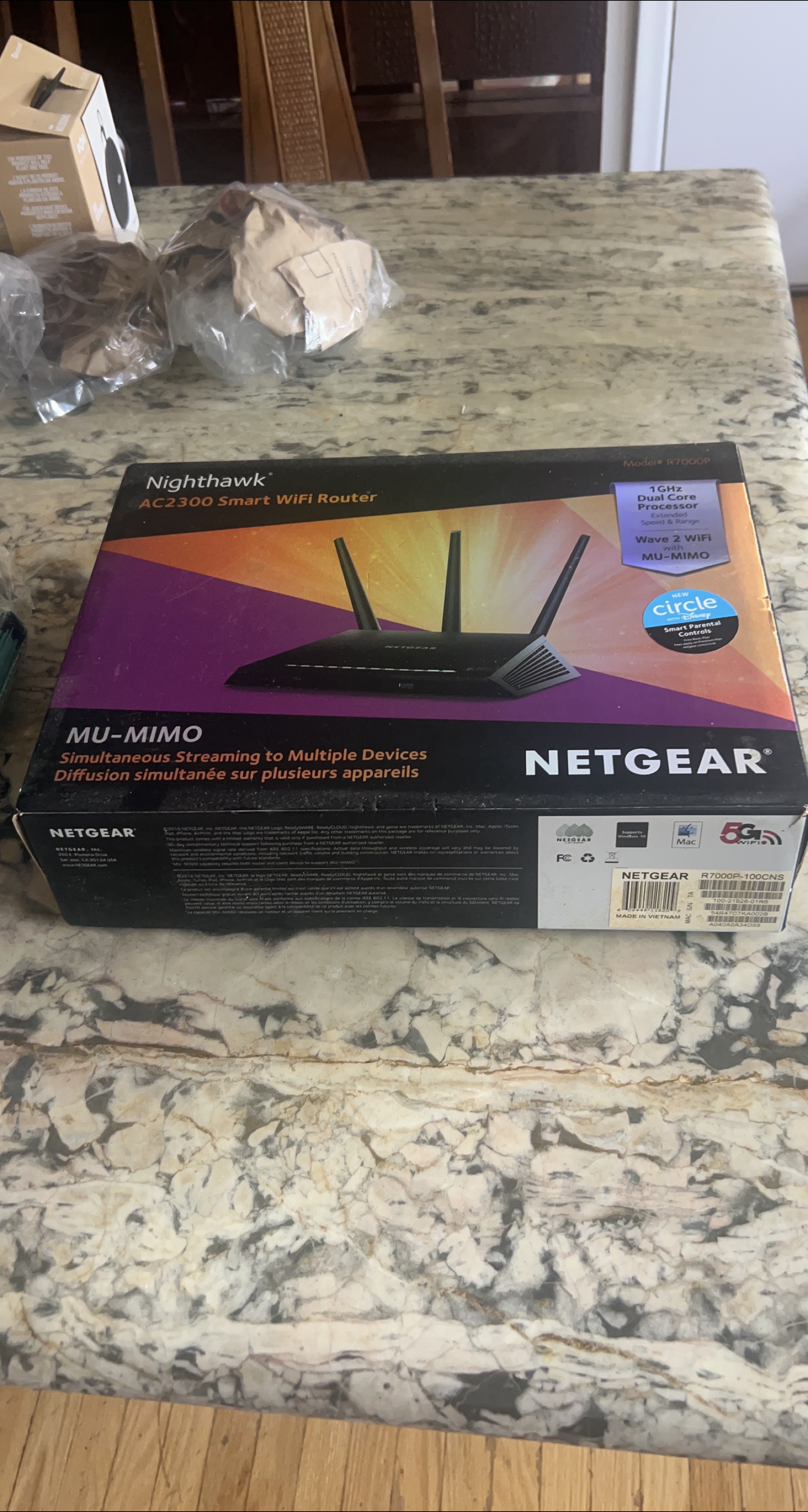 Netgear Nighthawk AC2300 Smart WiFi Router thumbnail