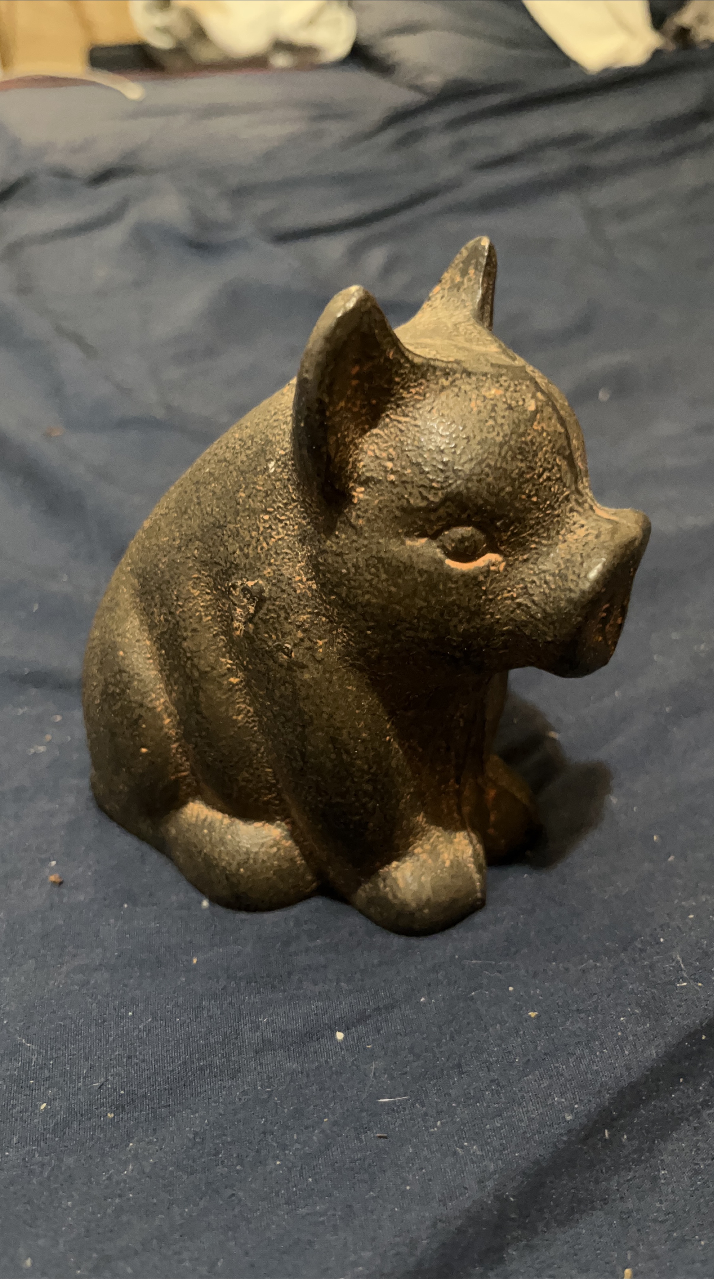 Cast Iron Pig Figurine thumbnail