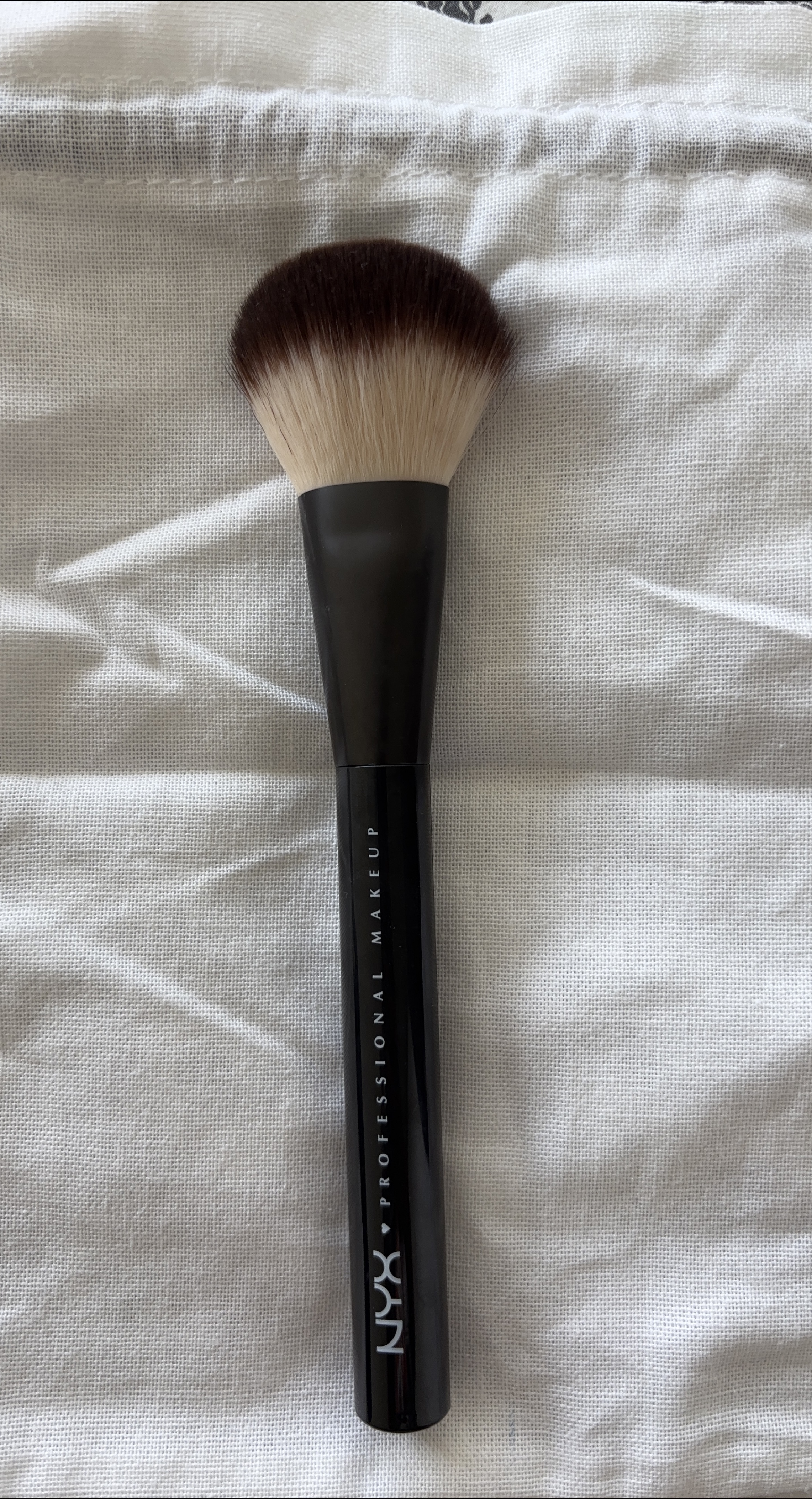 NYX Professional Makeup Brush - 02 thumbnail