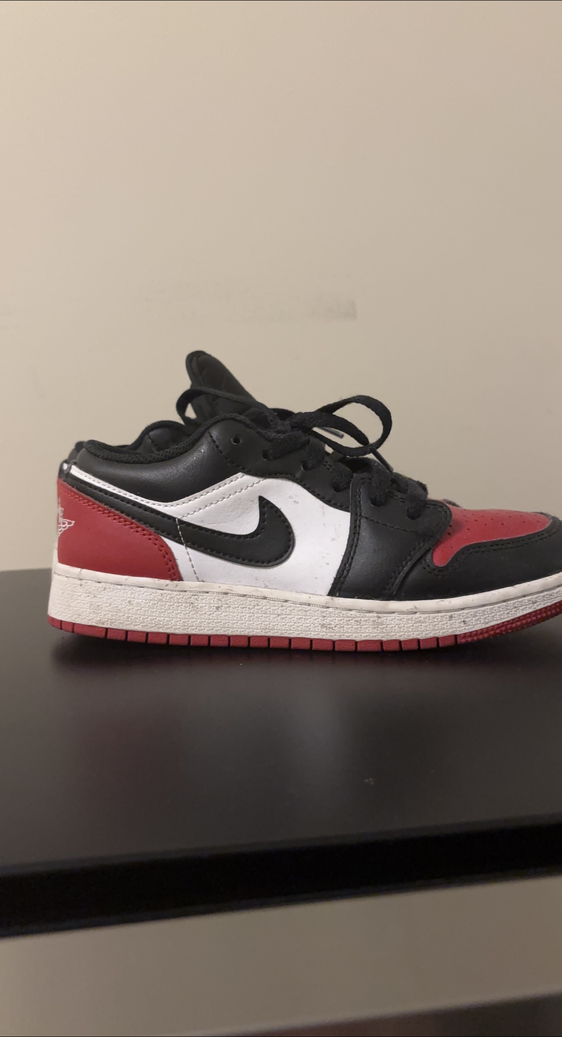 Air Jordan 1 Low - Black, White & Red