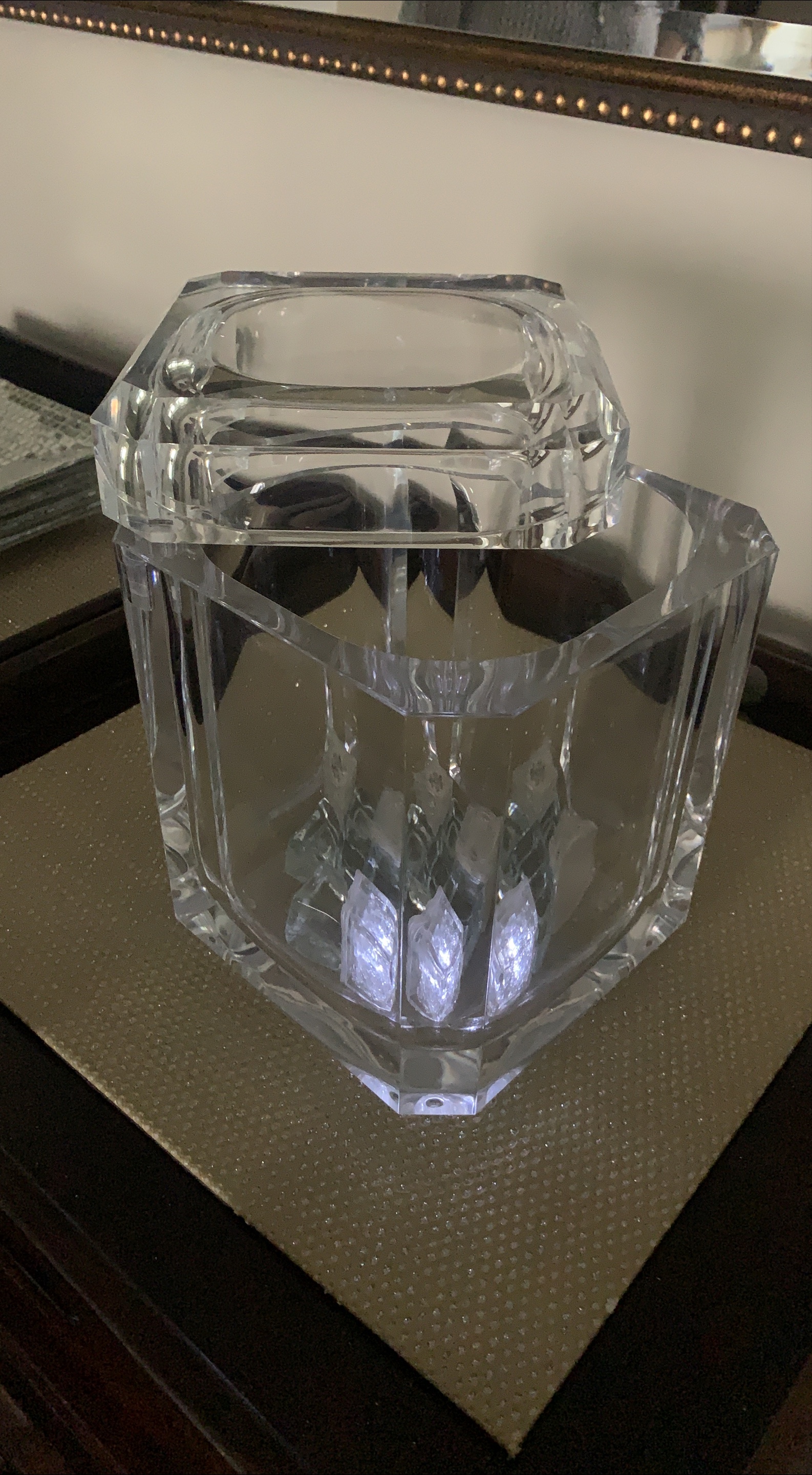 Acrylic bowl and ice bucket thumbnail