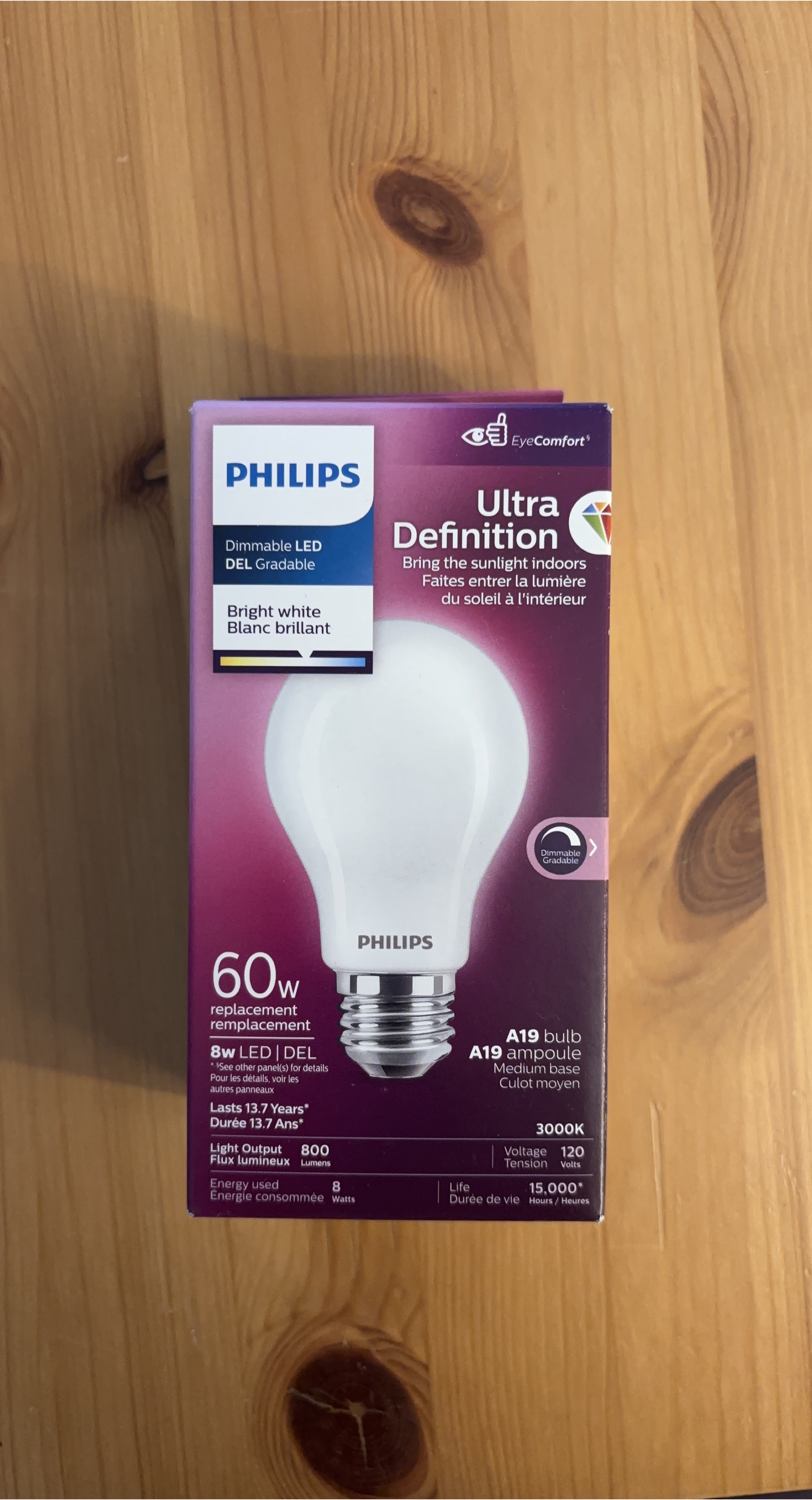 Philips Ultra Definition Dimmable LED Bulb thumbnail