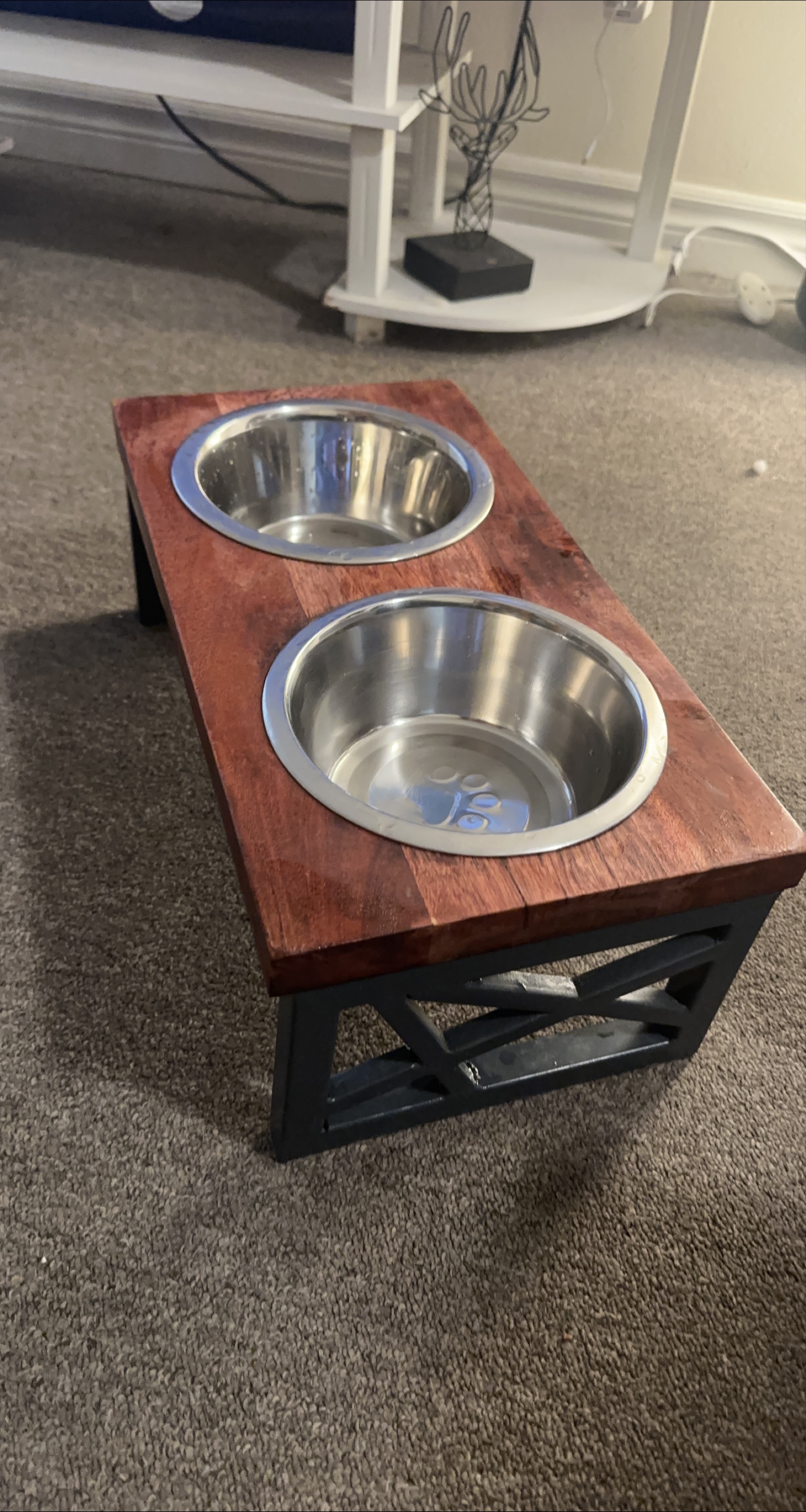 Elevated Double Dog Bowl Stand(MOVEOUT SALE) thumbnail
