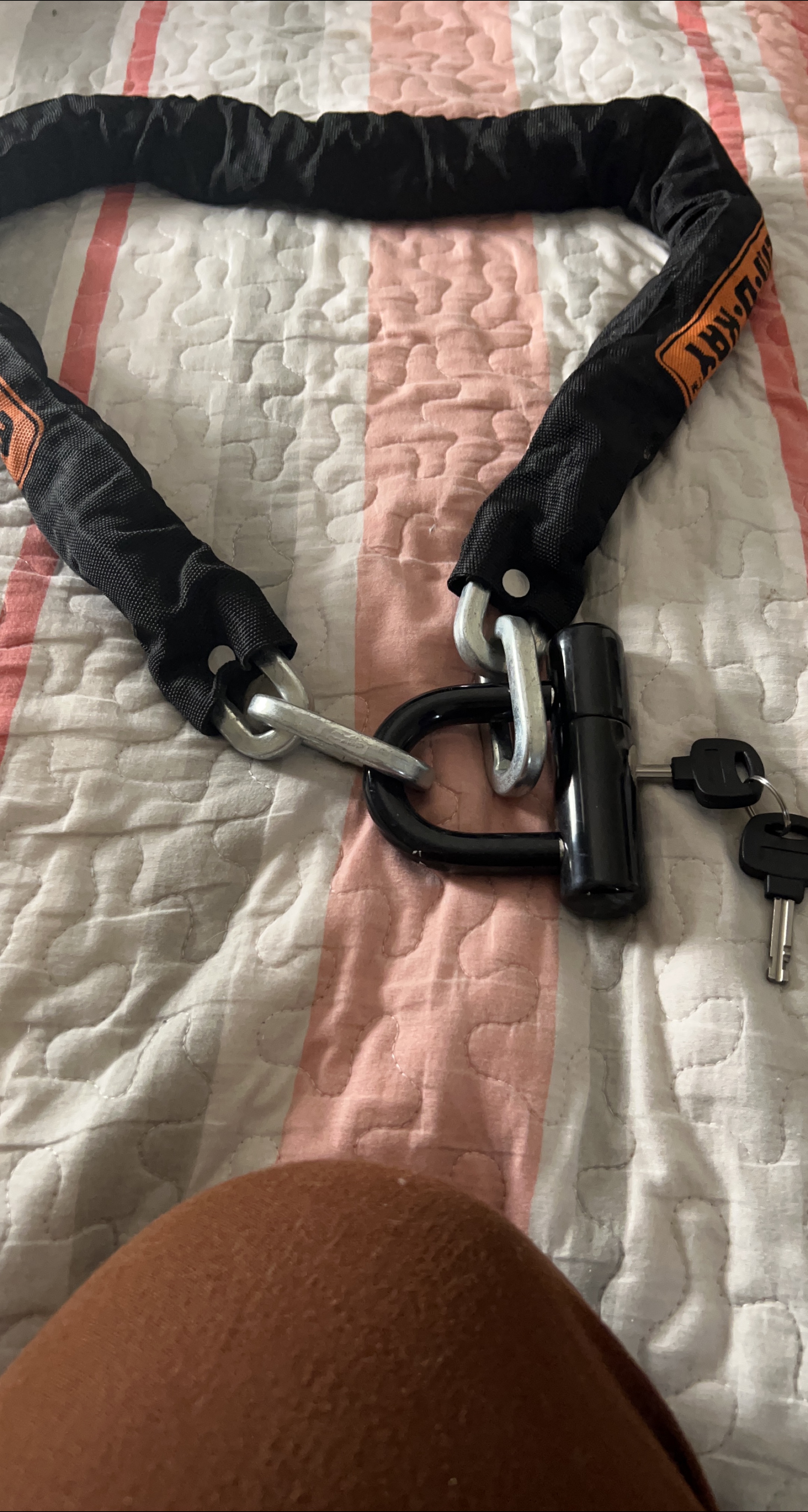 Lucky Kat Bike Lock Chain with Keys thumbnail