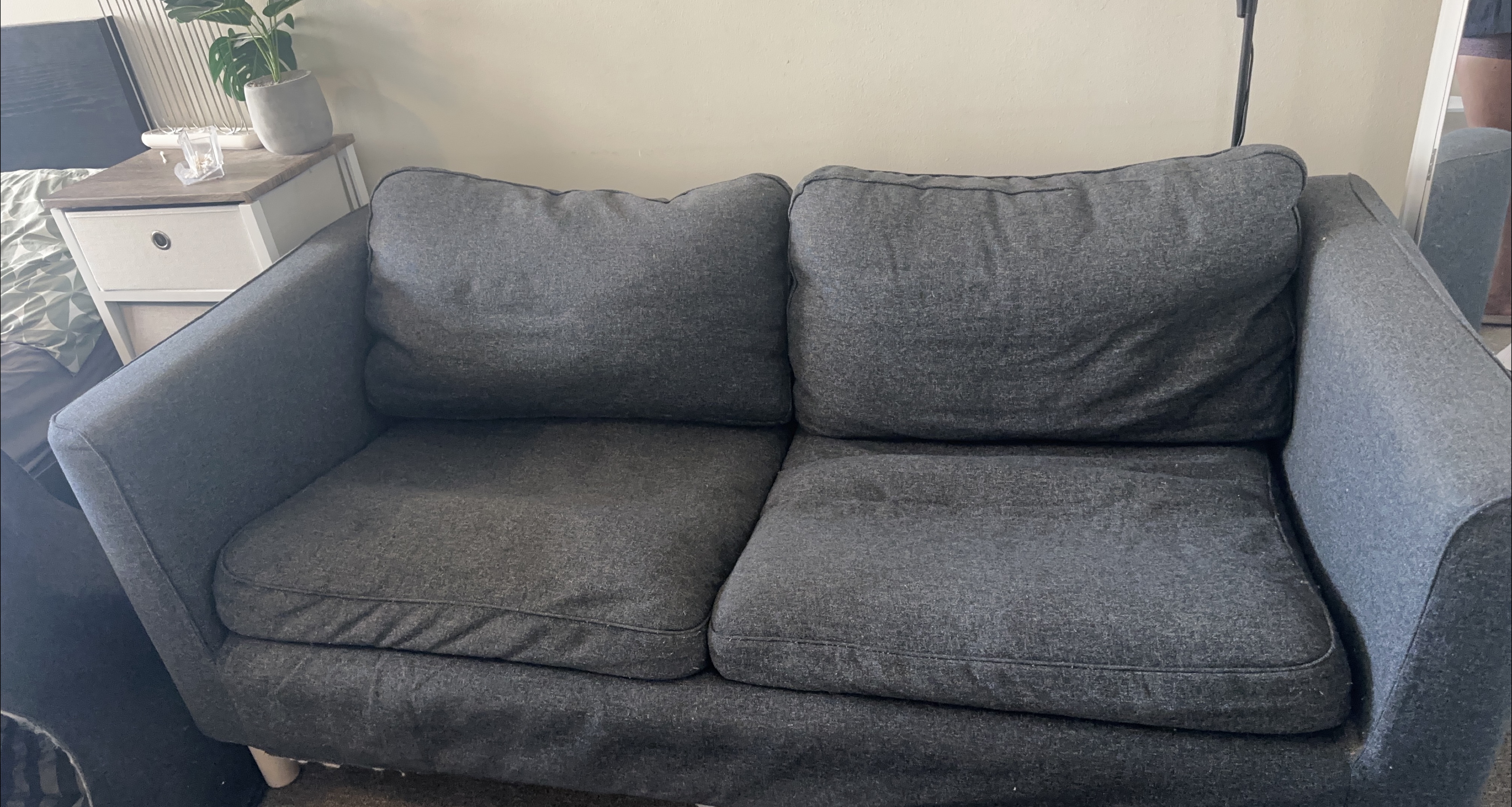 IKEA PÄRUP Loveseat (MOVE OUT SALE)