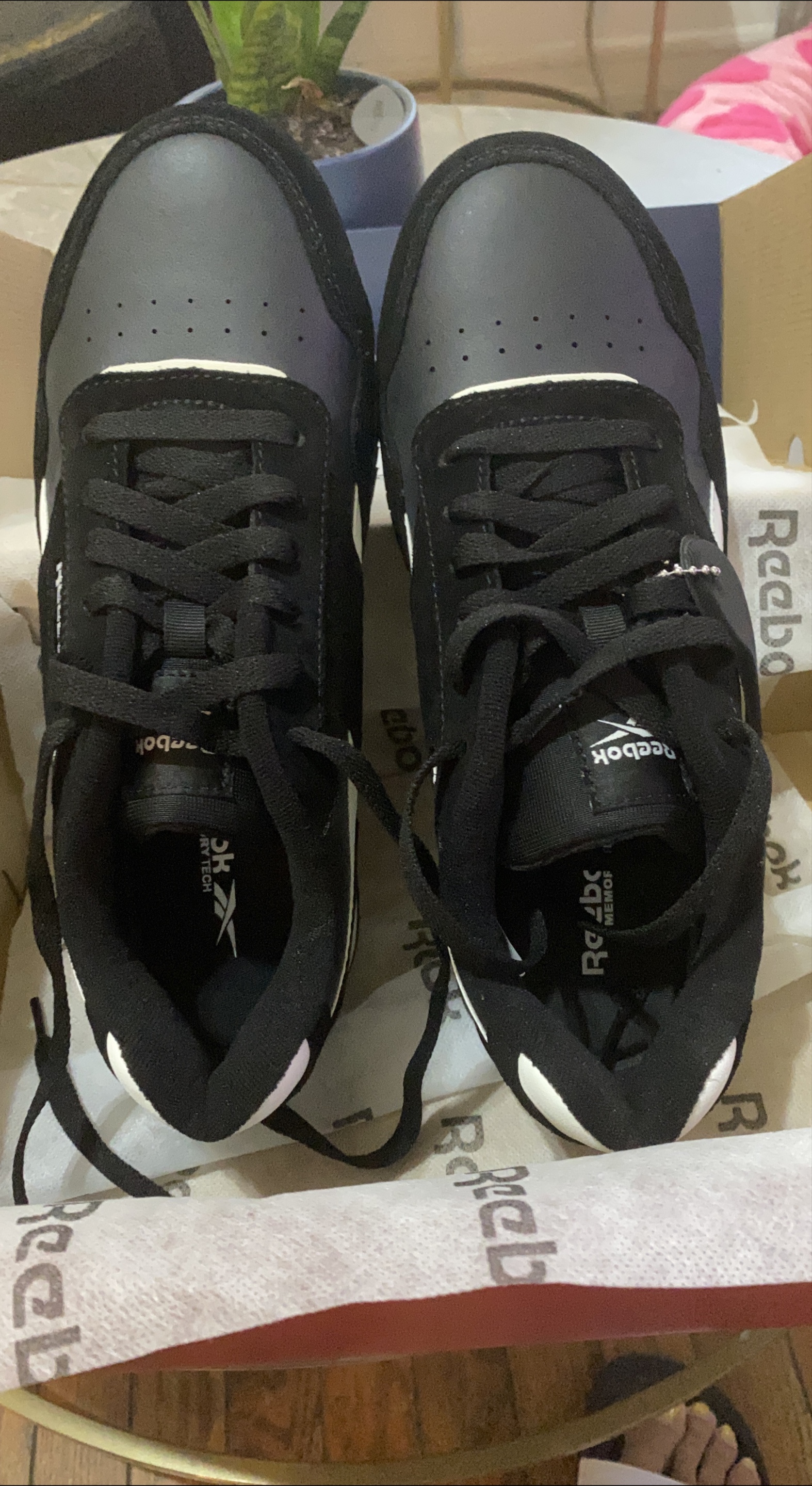 Reebok Harman Work Classic Sneakers - Women's Size 9W thumbnail