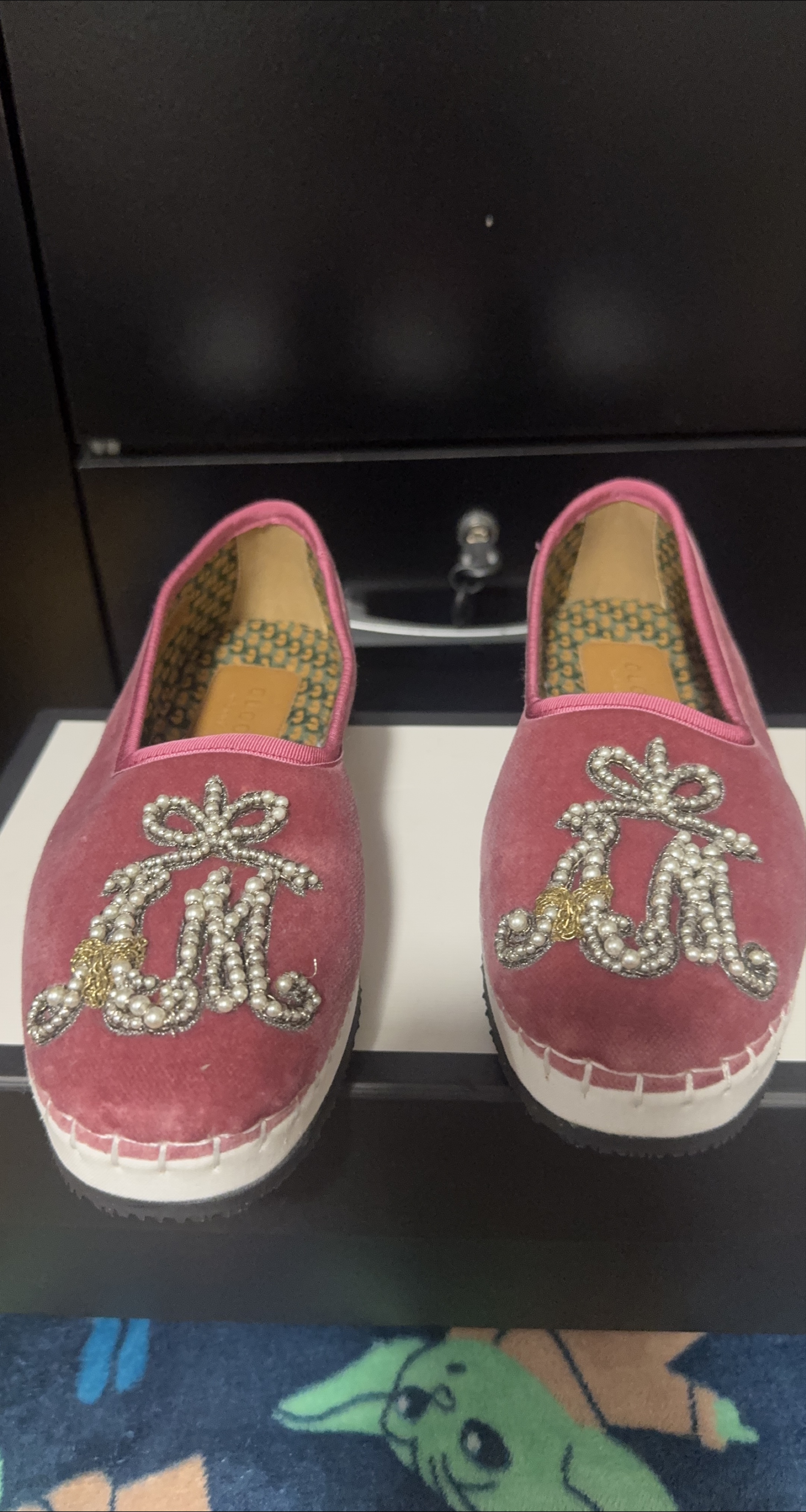 Gucci Pink Velvet Espadrille Flats thumbnail