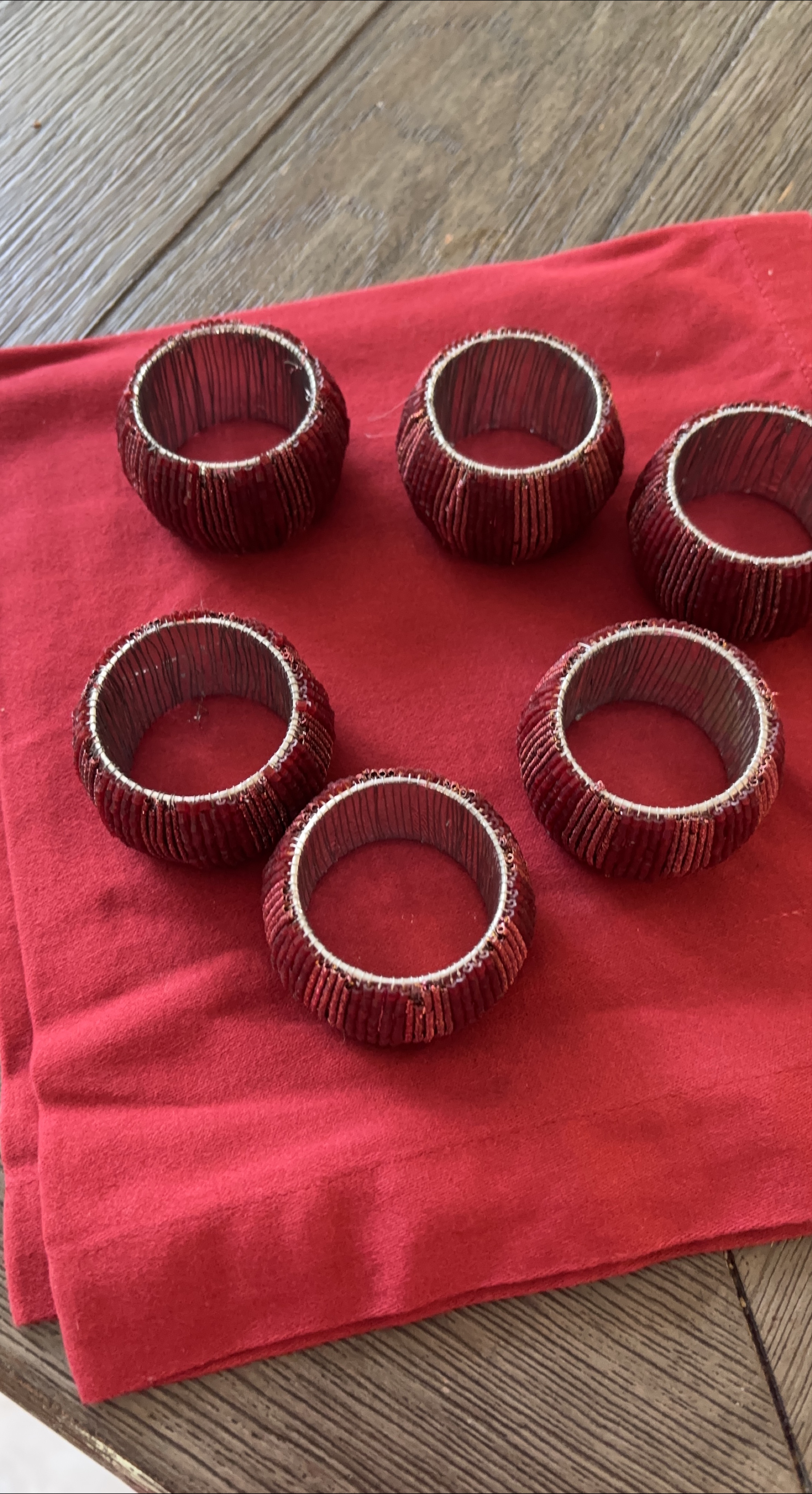 Set of 6 Red Beaded Napkin Rings image indicator(1)