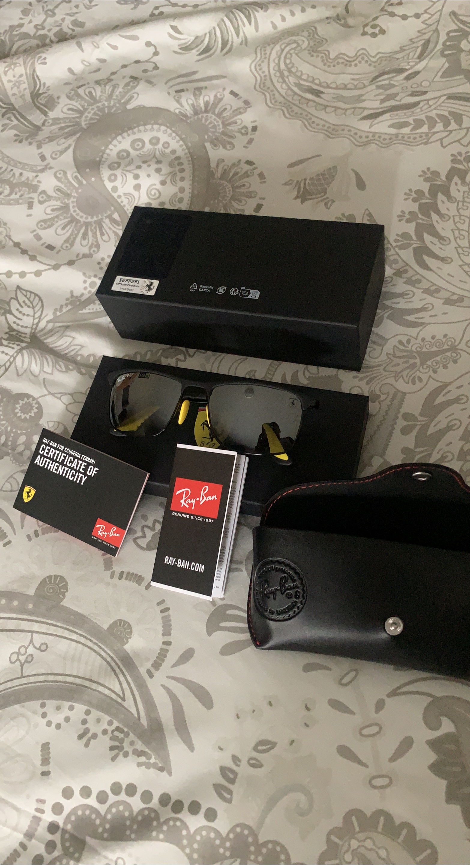 Ray-Ban for Scuderia Ferrari Sunglasses thumbnail