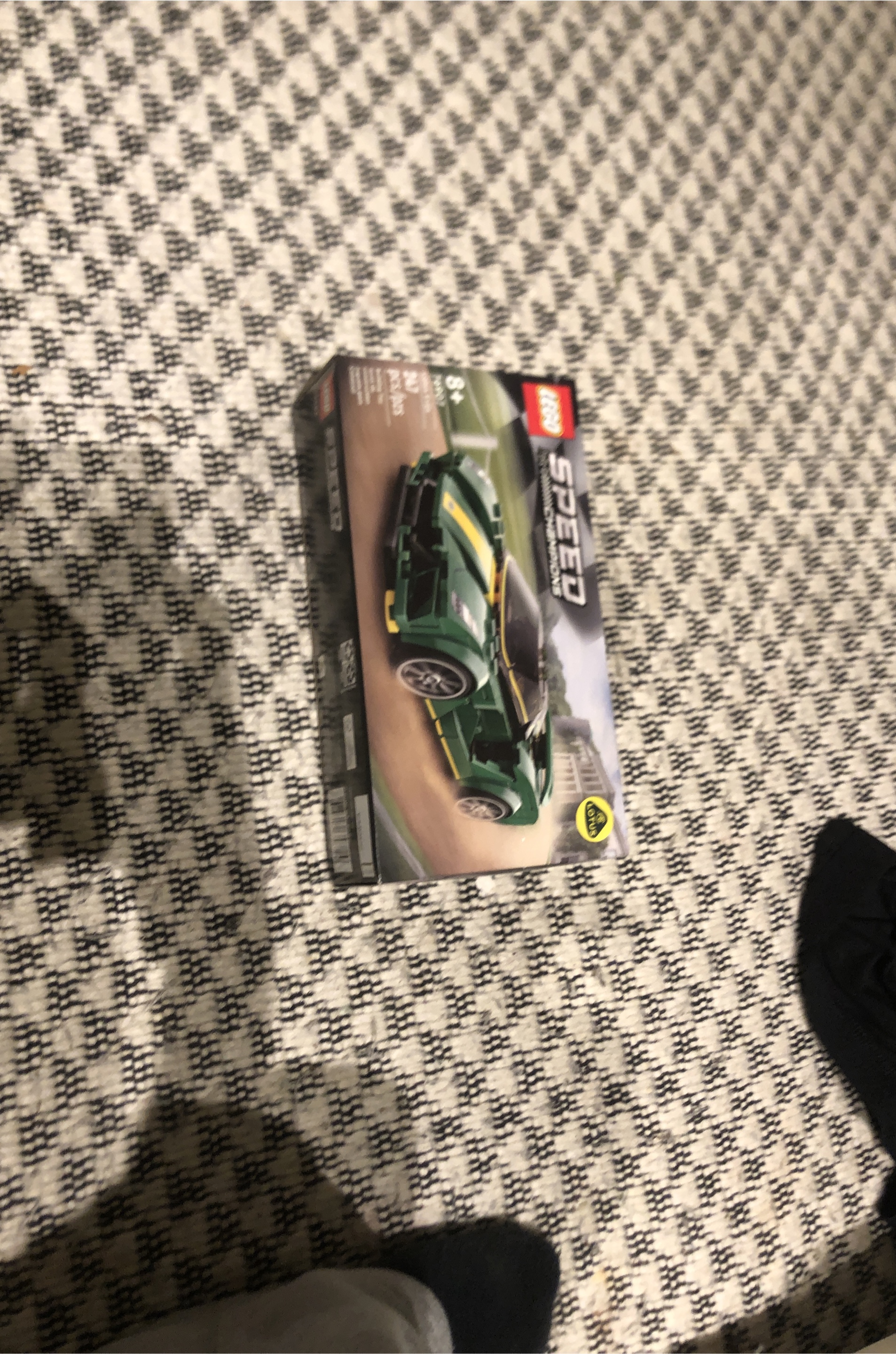 LEGO Speed Champions Lotus Emira Set thumbnail