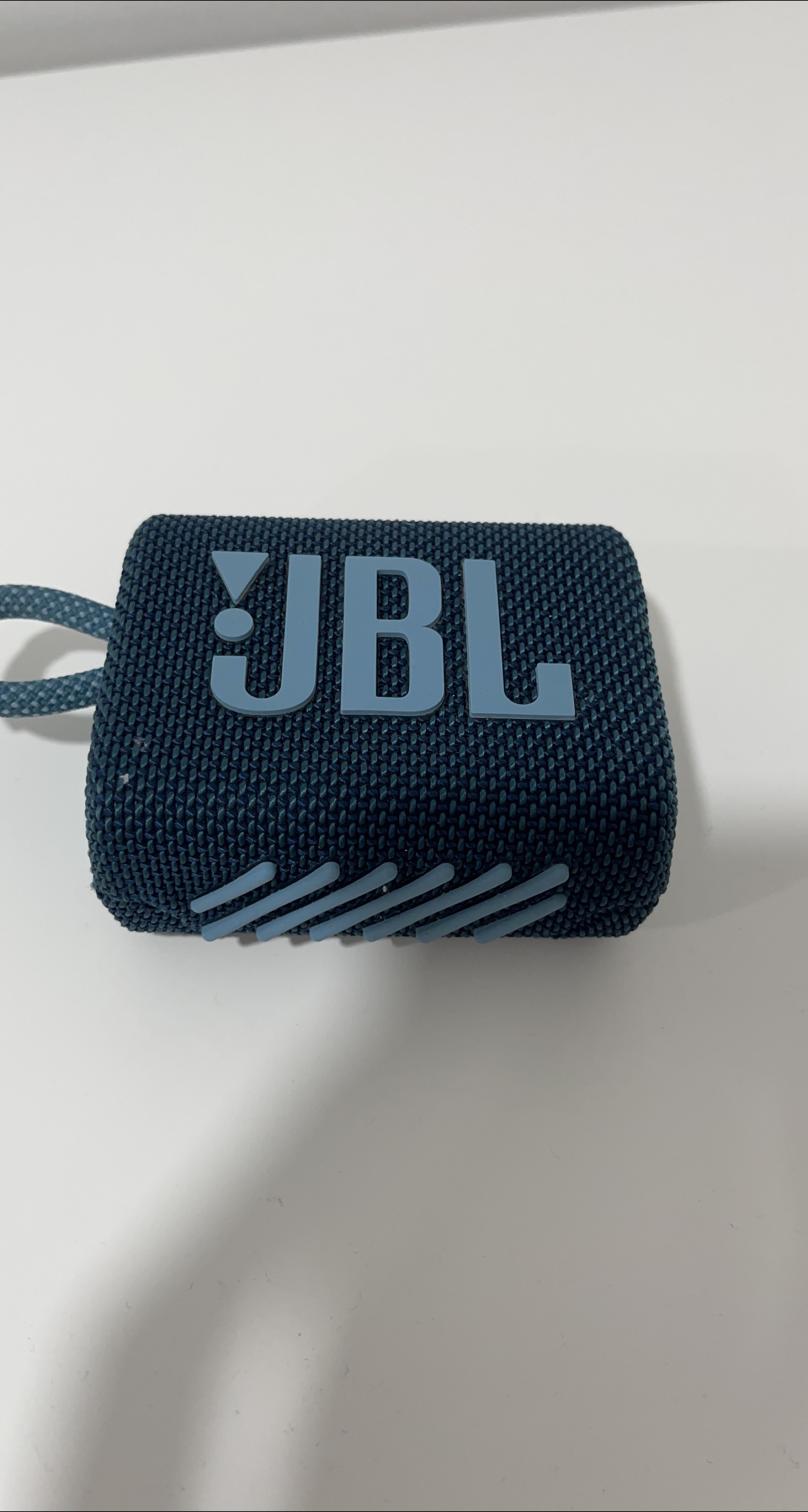 JBL Go 3 Portable Bluetooth Speaker - Blue thumbnail