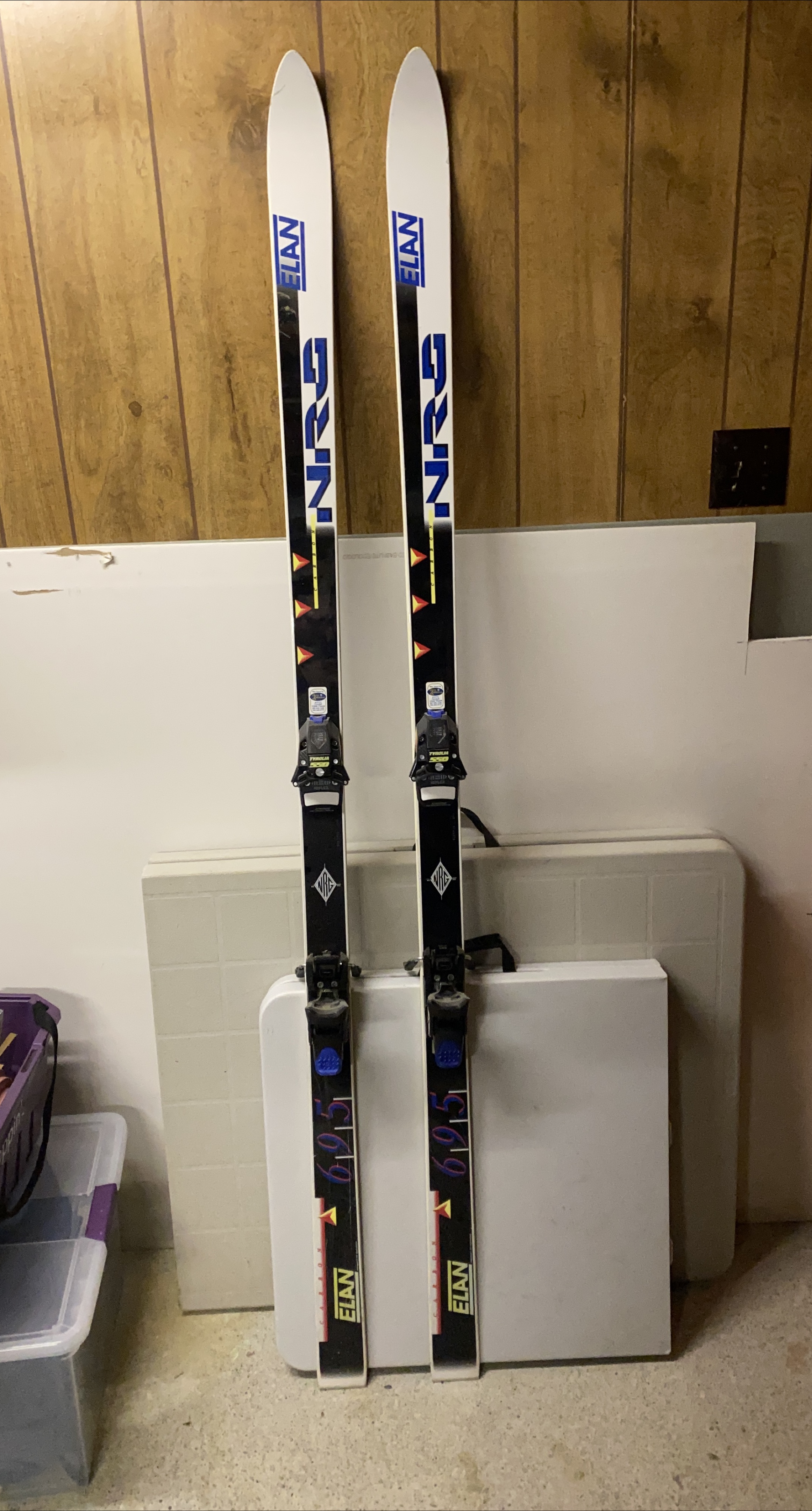 Elan NRG Skis thumbnail
