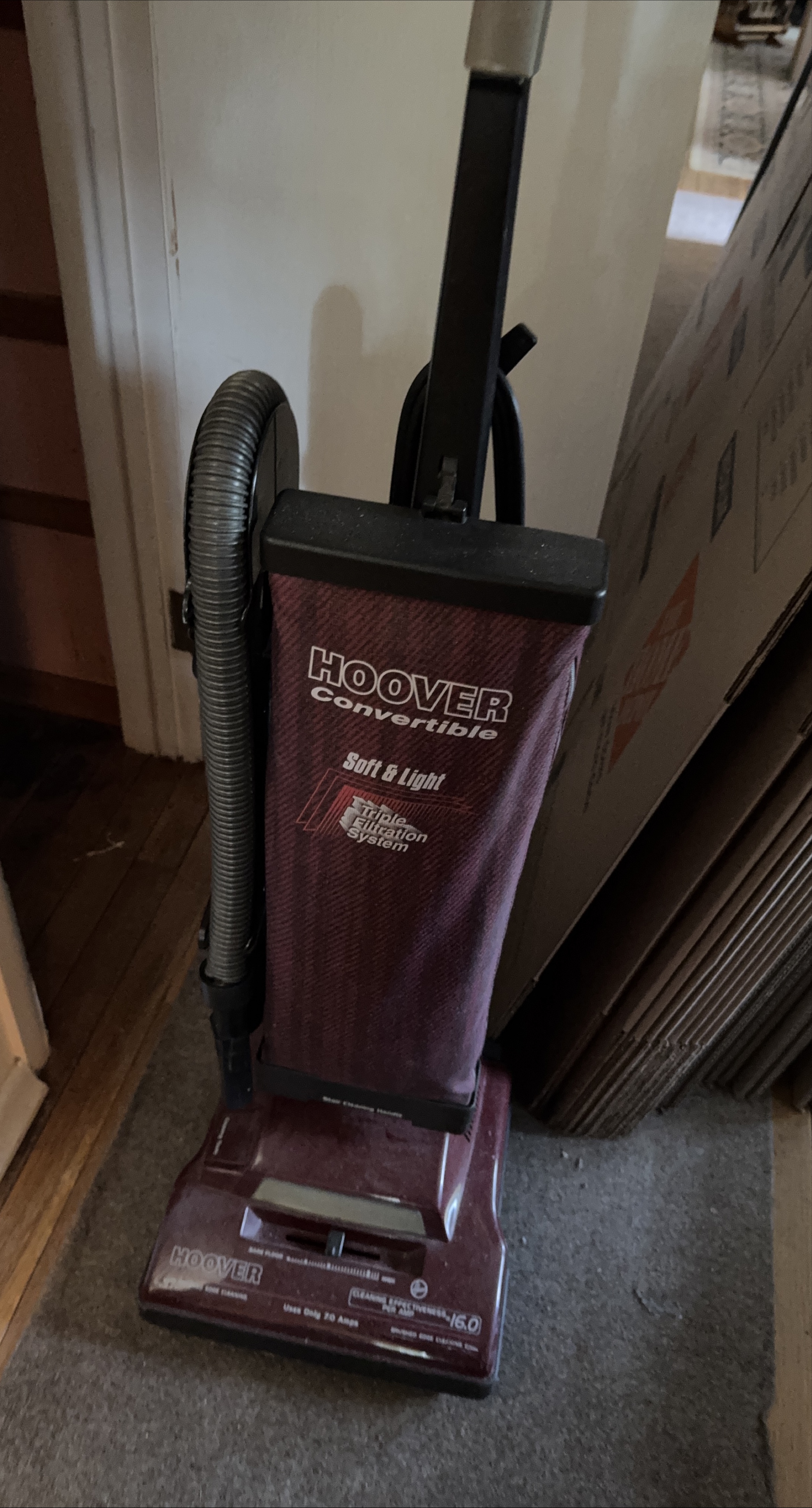 Hoover Convertible Soft & Light Vacuum thumbnail