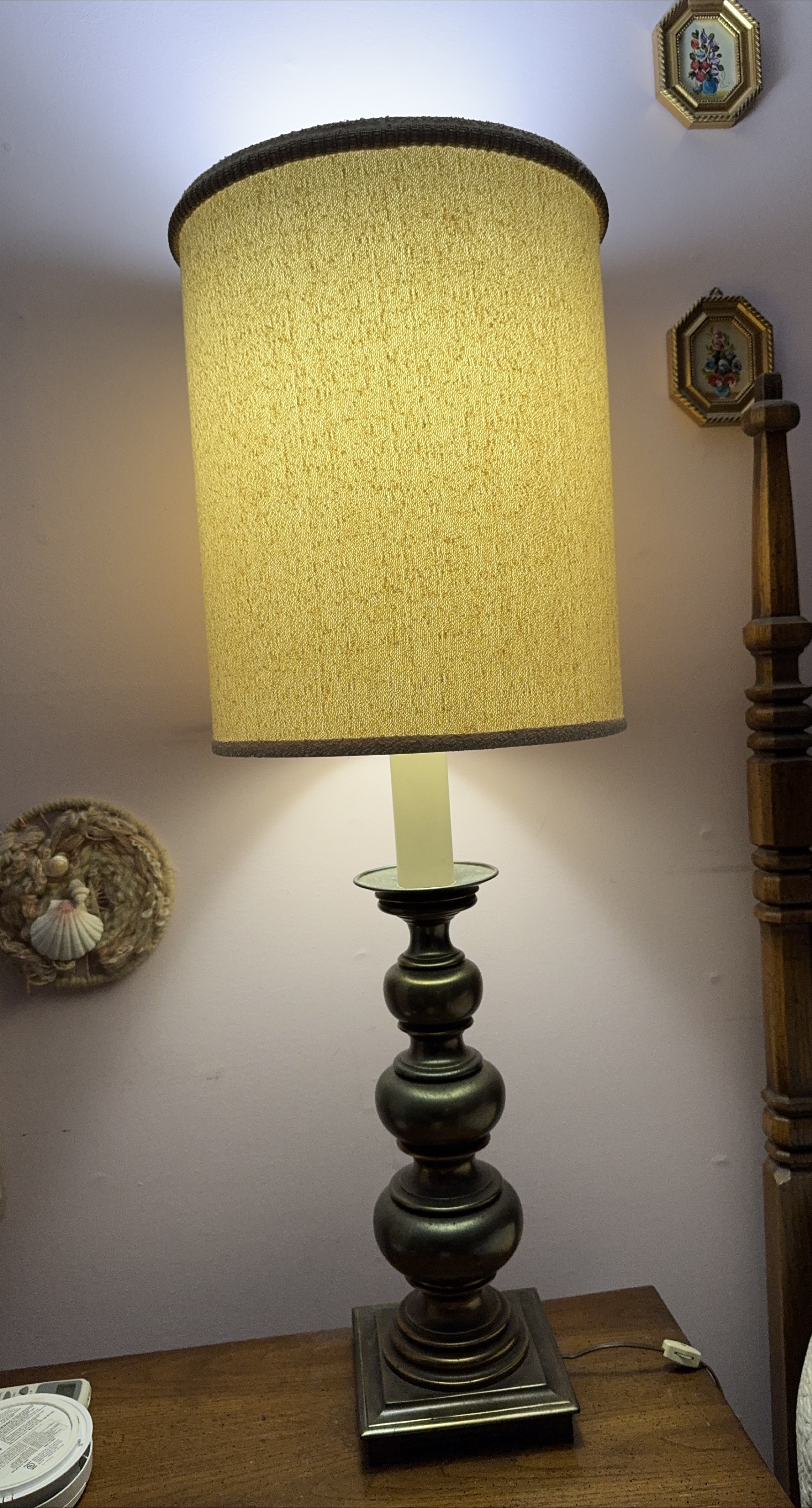 2 Vintage Brass Table Lamps thumbnail