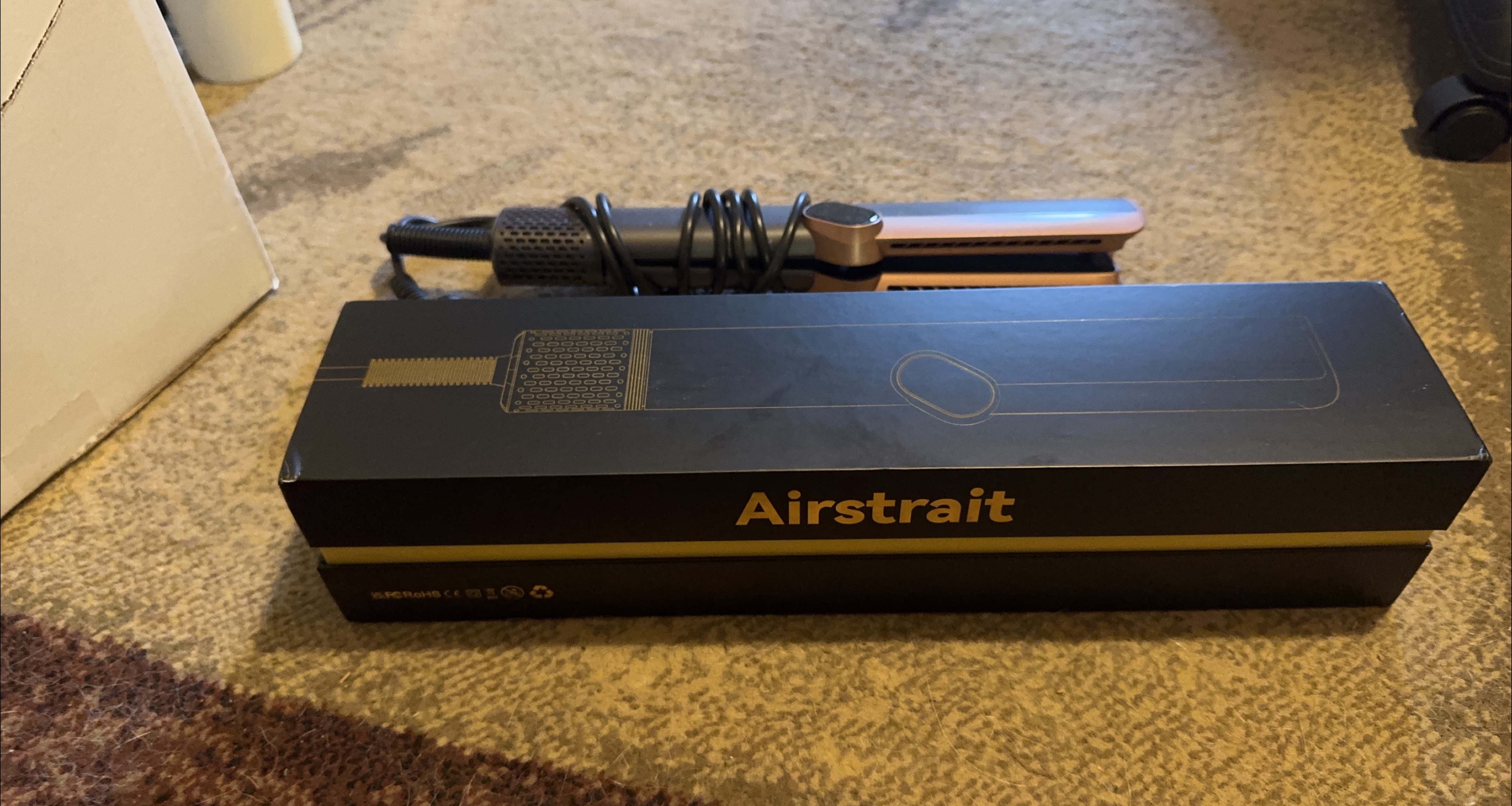 Airstrait Hair Straightener - Like New! thumbnail