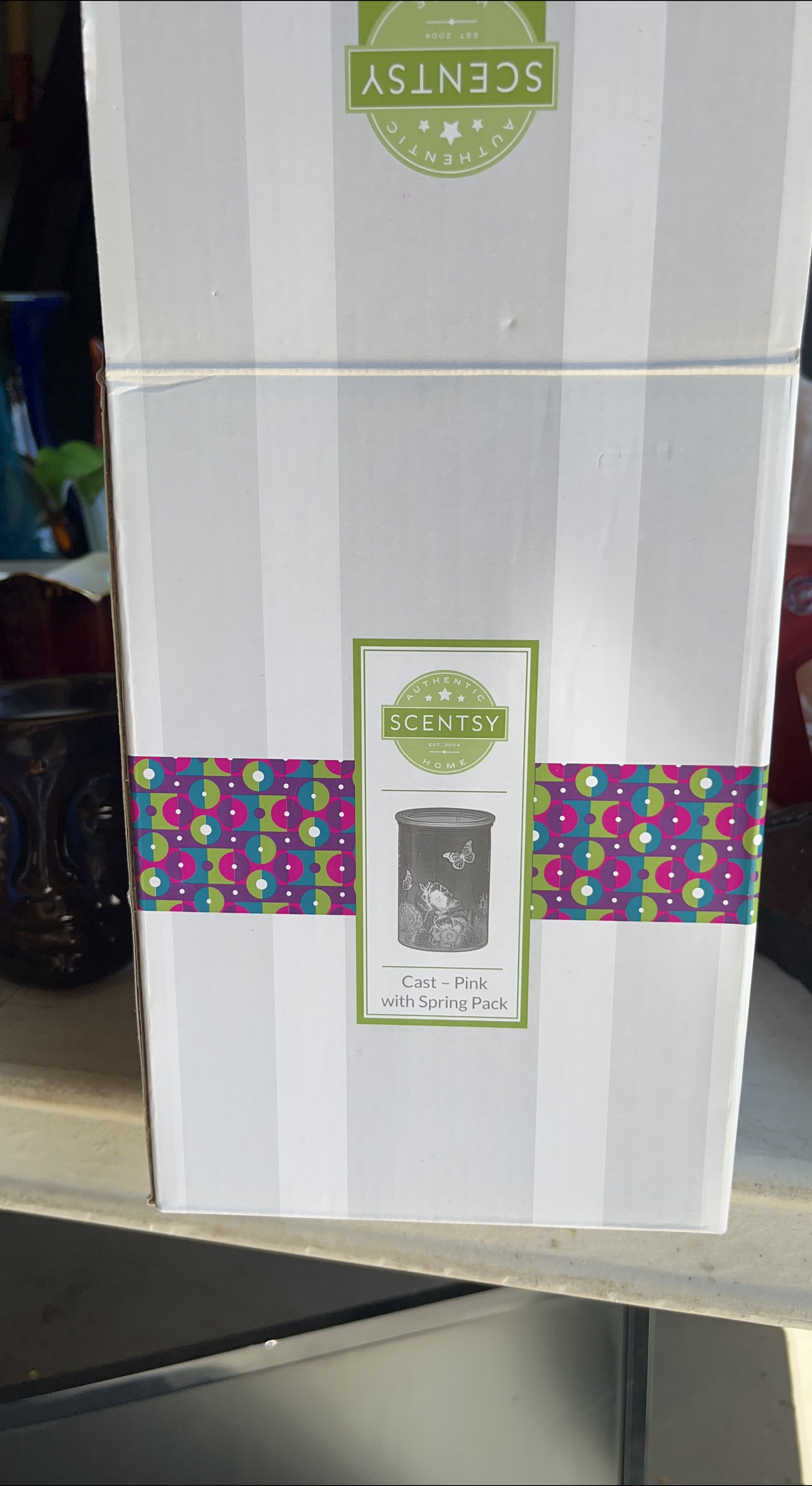Scentsy Cast - Pink with Spring Pack thumbnail