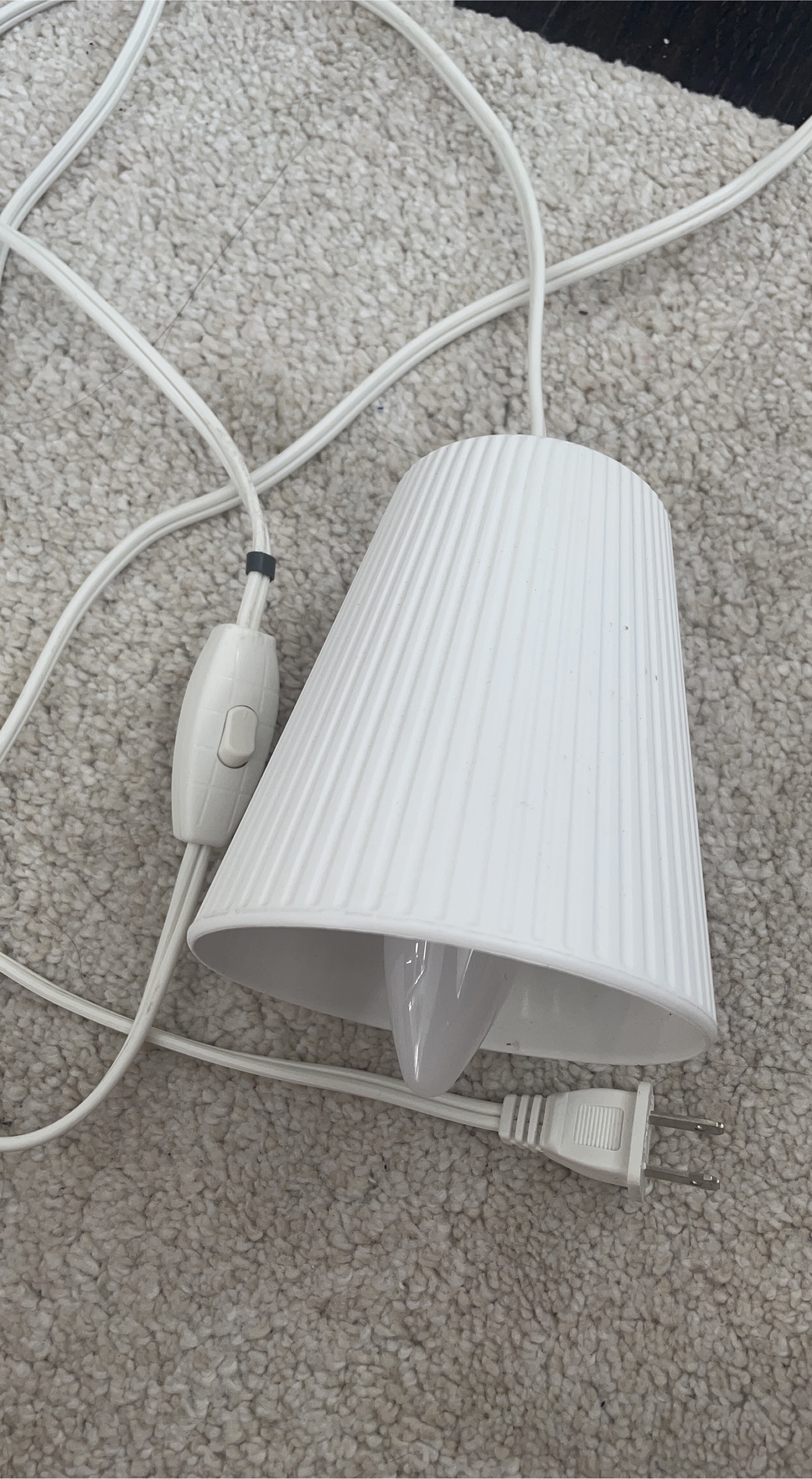 White Pendant Lamp thumbnail