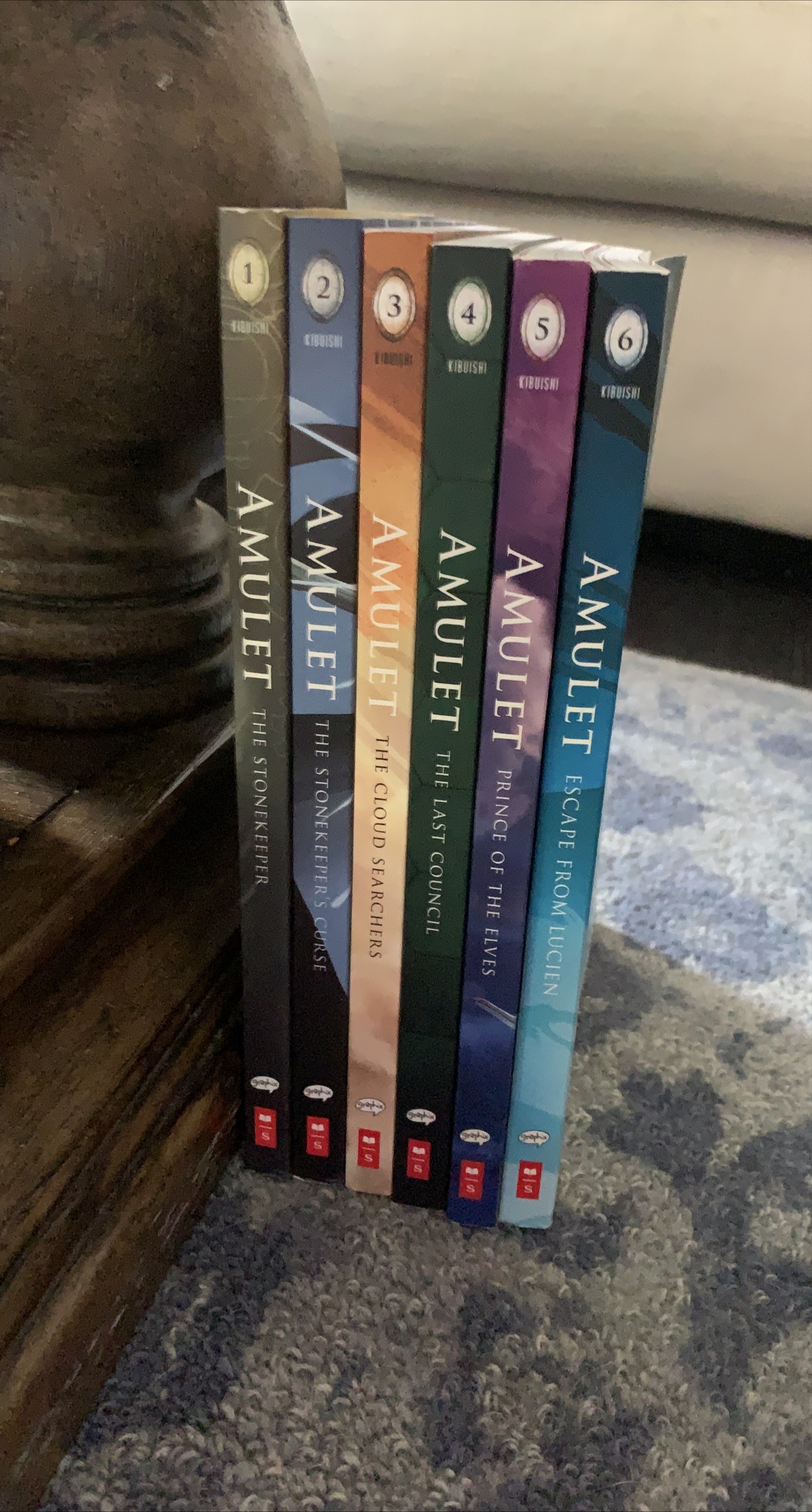 Amulet Book Series by Kibuishi (Volumes 1-6) thumbnail
