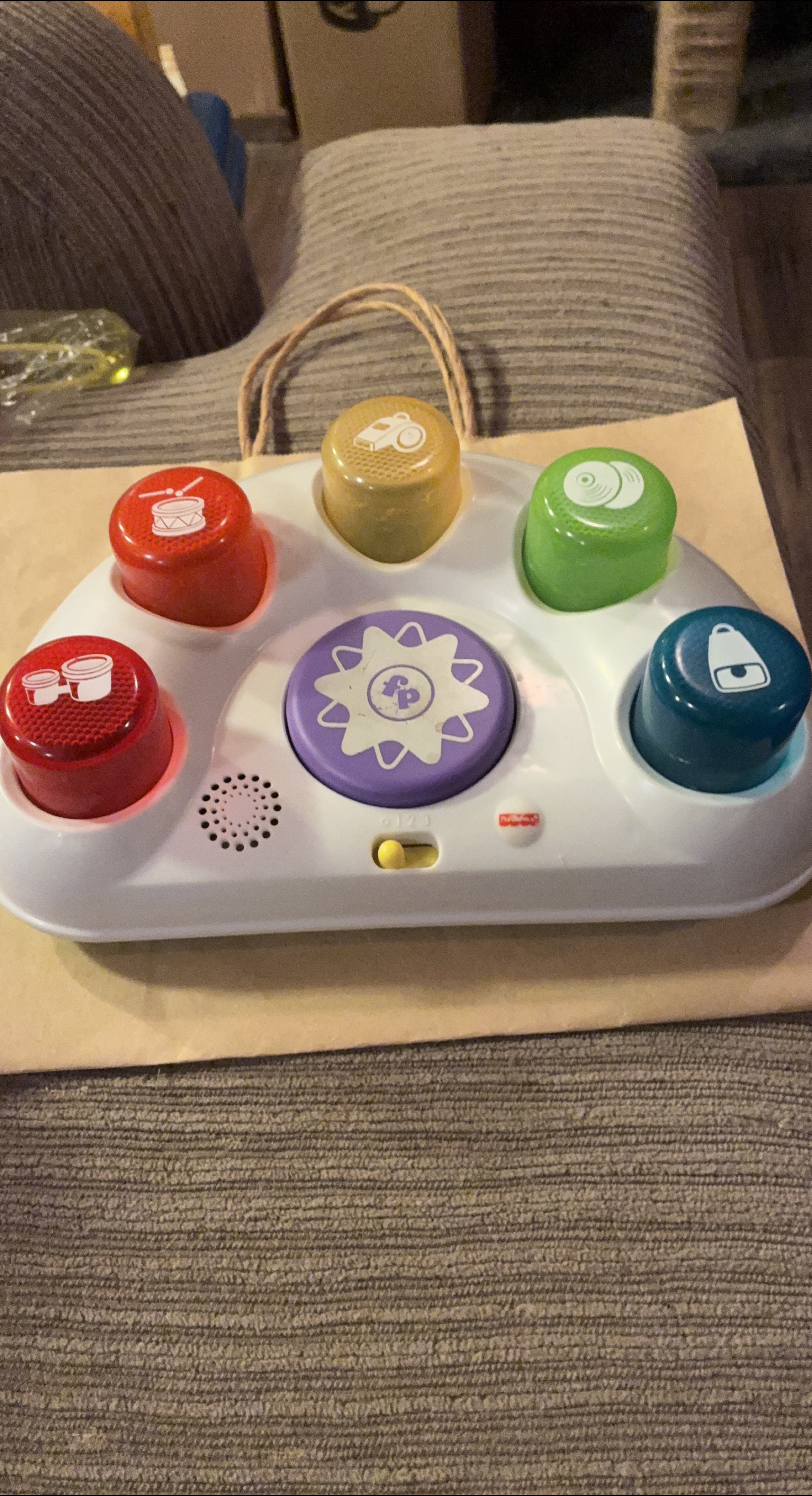 Fisher-Price Laugh & Learn Press 'n Play Keys thumbnail