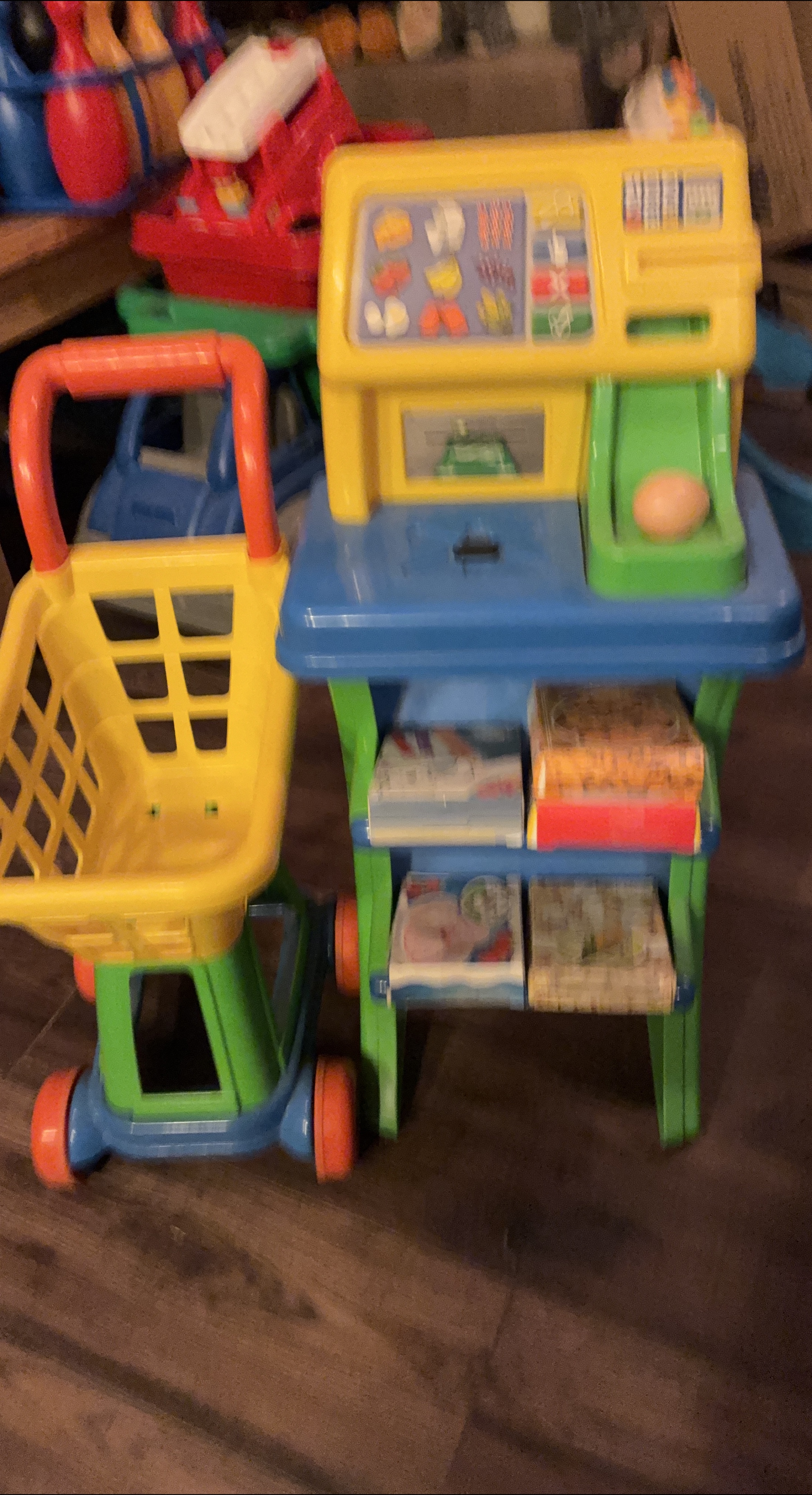 Toy Cash Register & Shopping Cart thumbnail