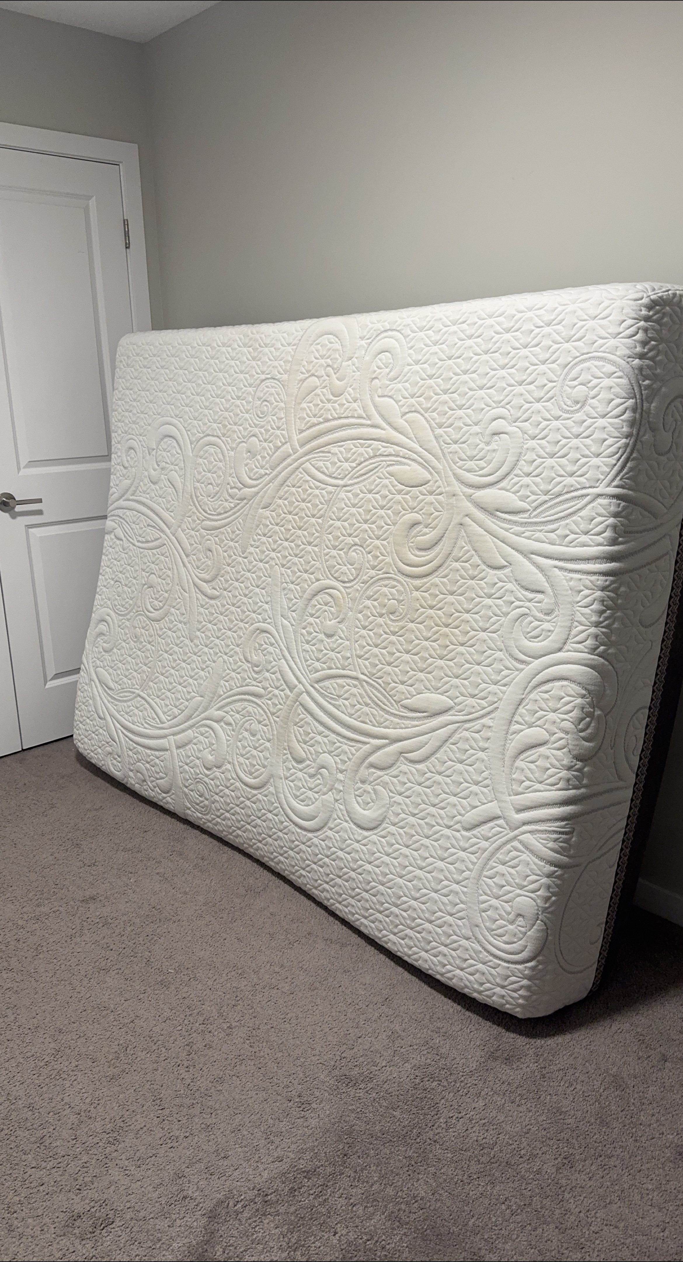Mattress - Used thumbnail