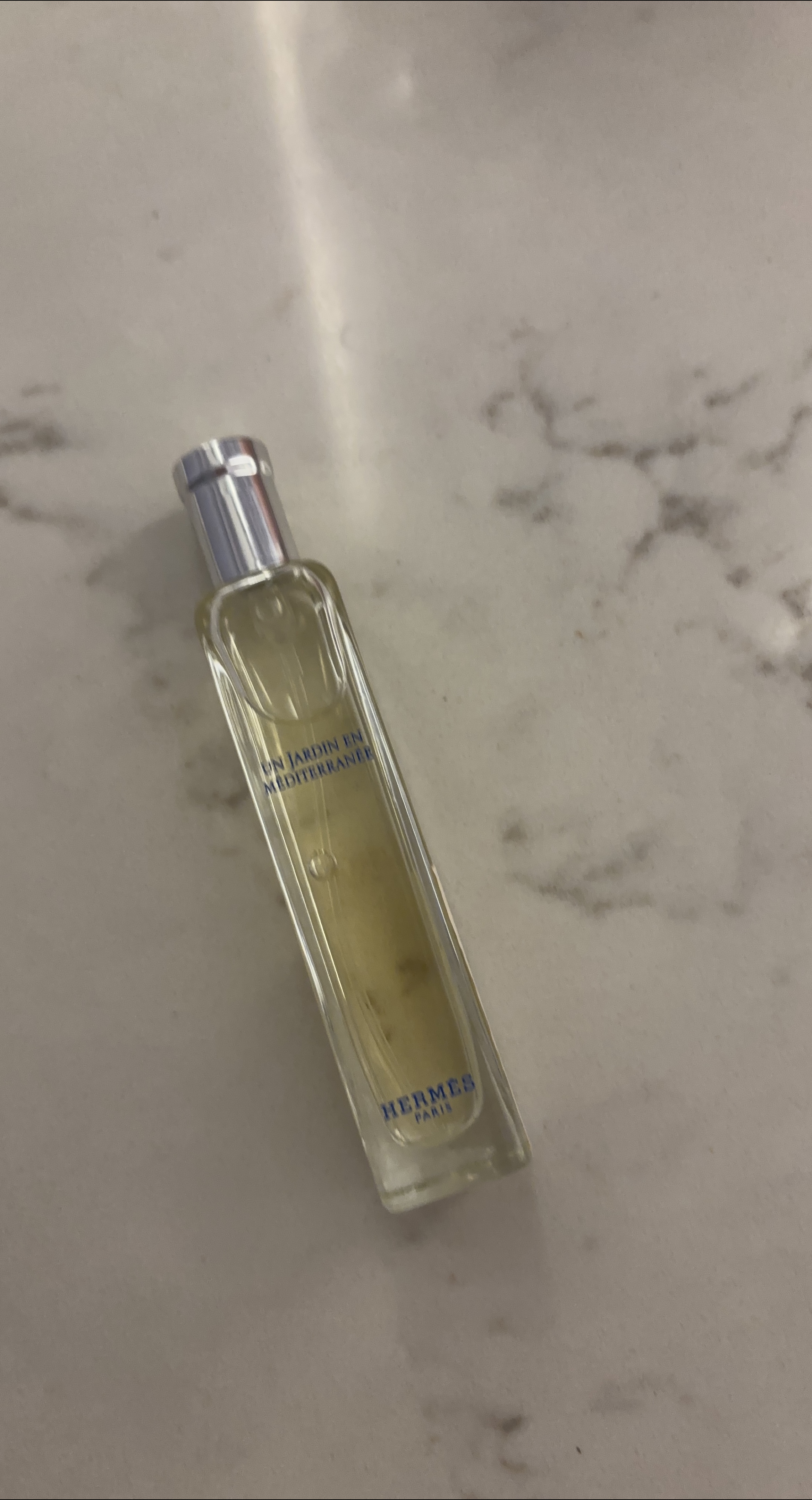 Hermès Un Jardin En Méditerranée thumbnail