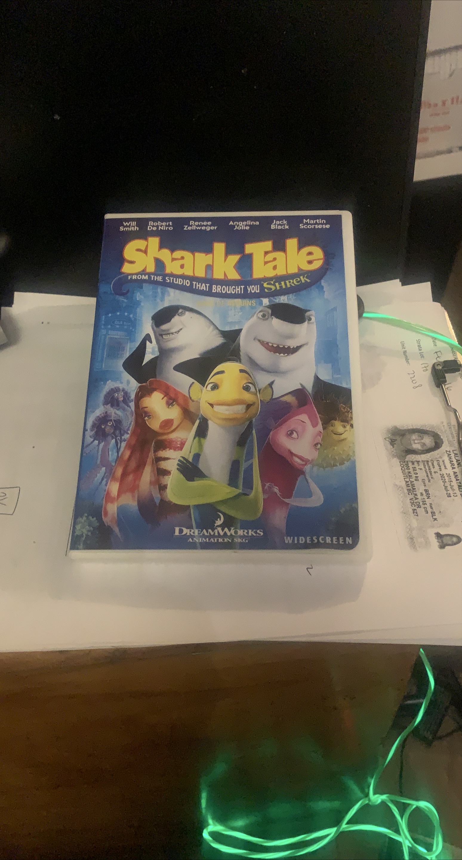 Shark Tale DVD - Dreamworks Animation thumbnail