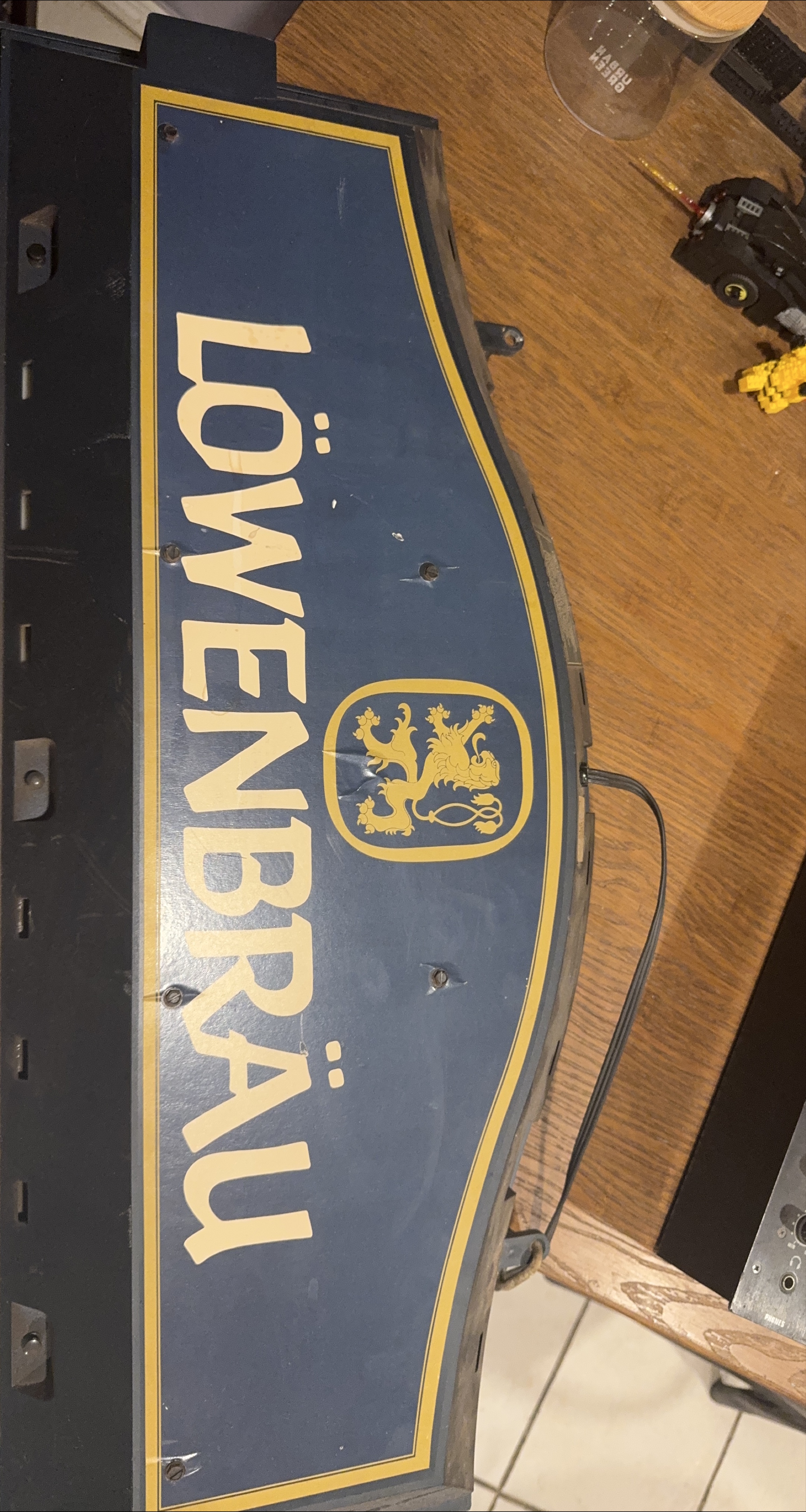 Löwenbräu Beer Sign thumbnail