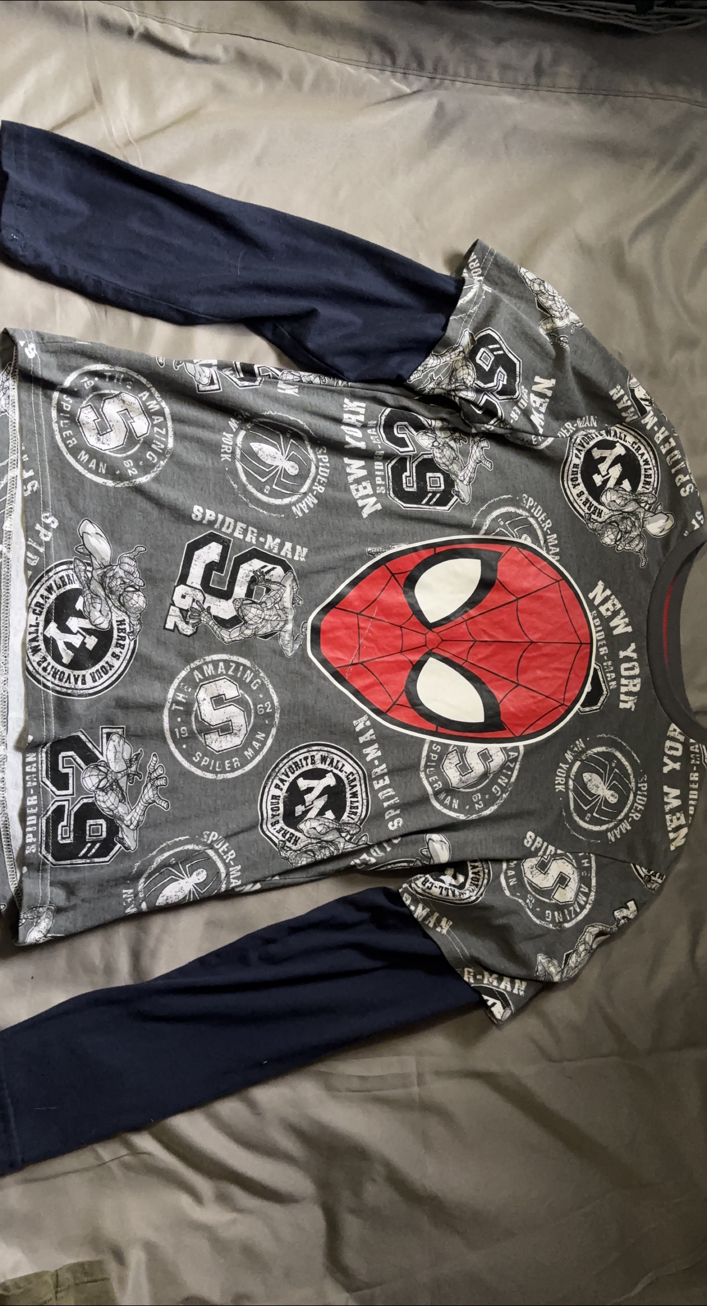 Marvel Spider-Man Long Sleeve Shirt - XL (14-16) thumbnail