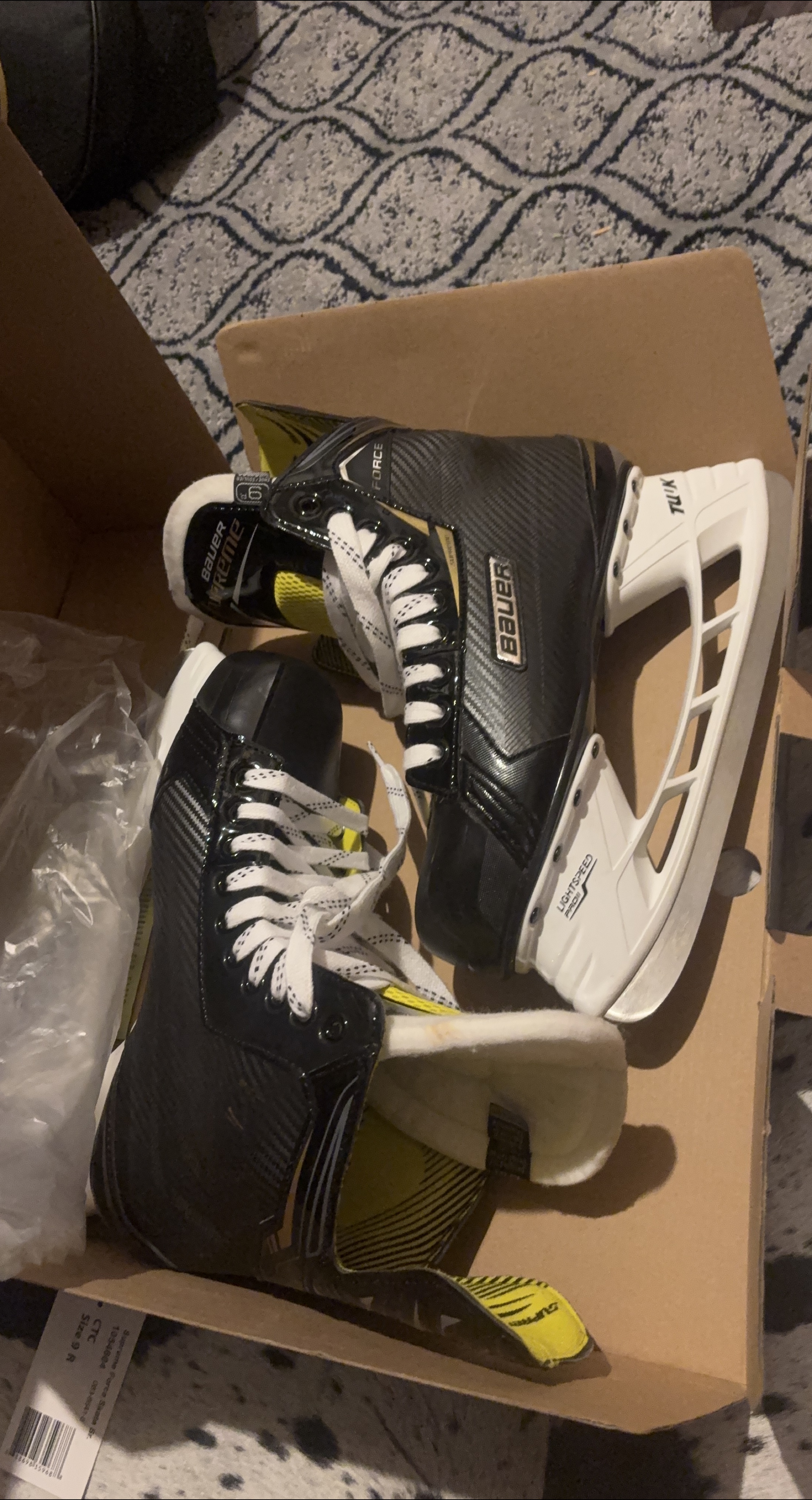 Bauer Supreme Force Hockey Skates - Size 9