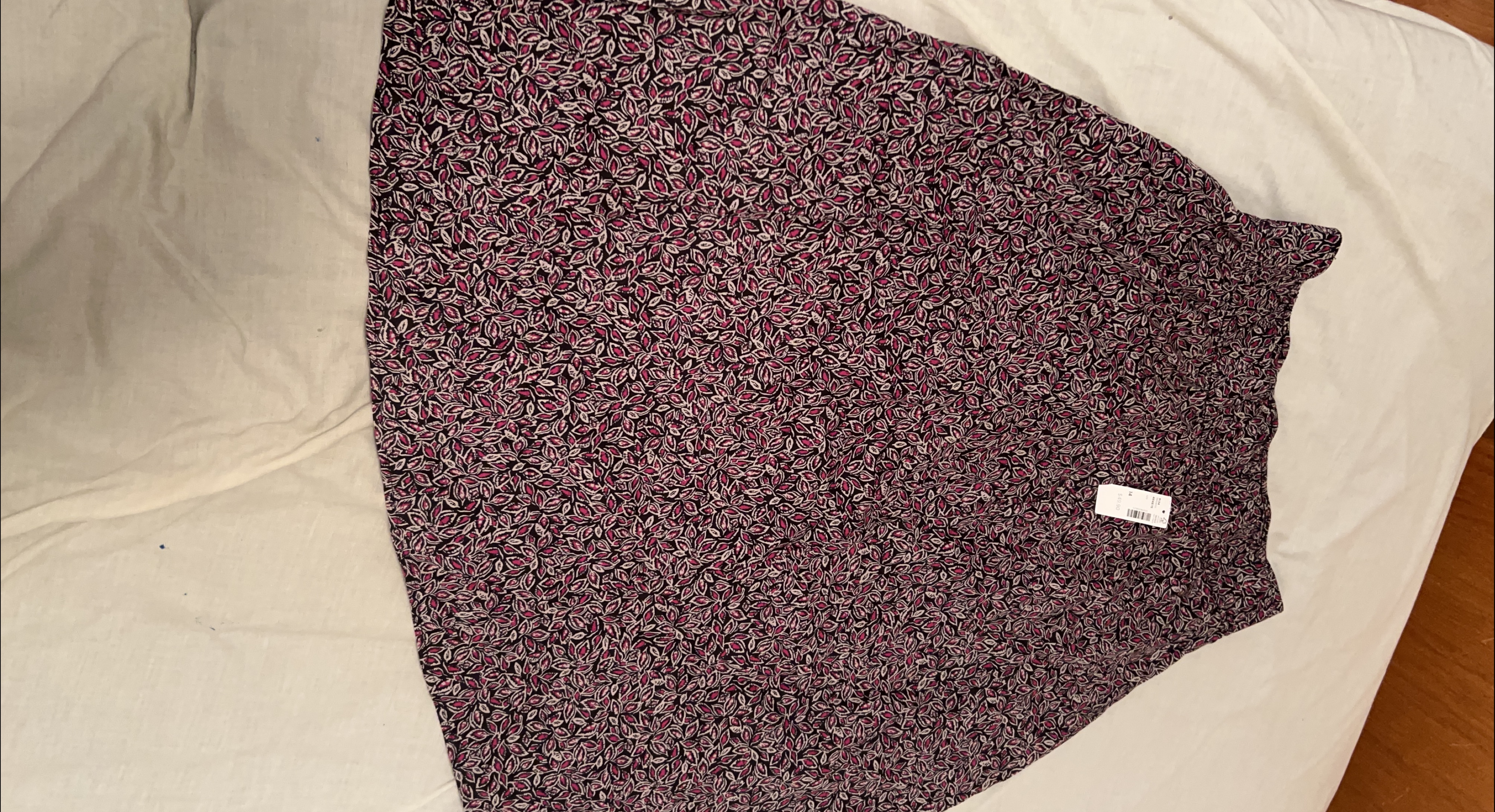 Floral Print Skirt - Size 14 thumbnail