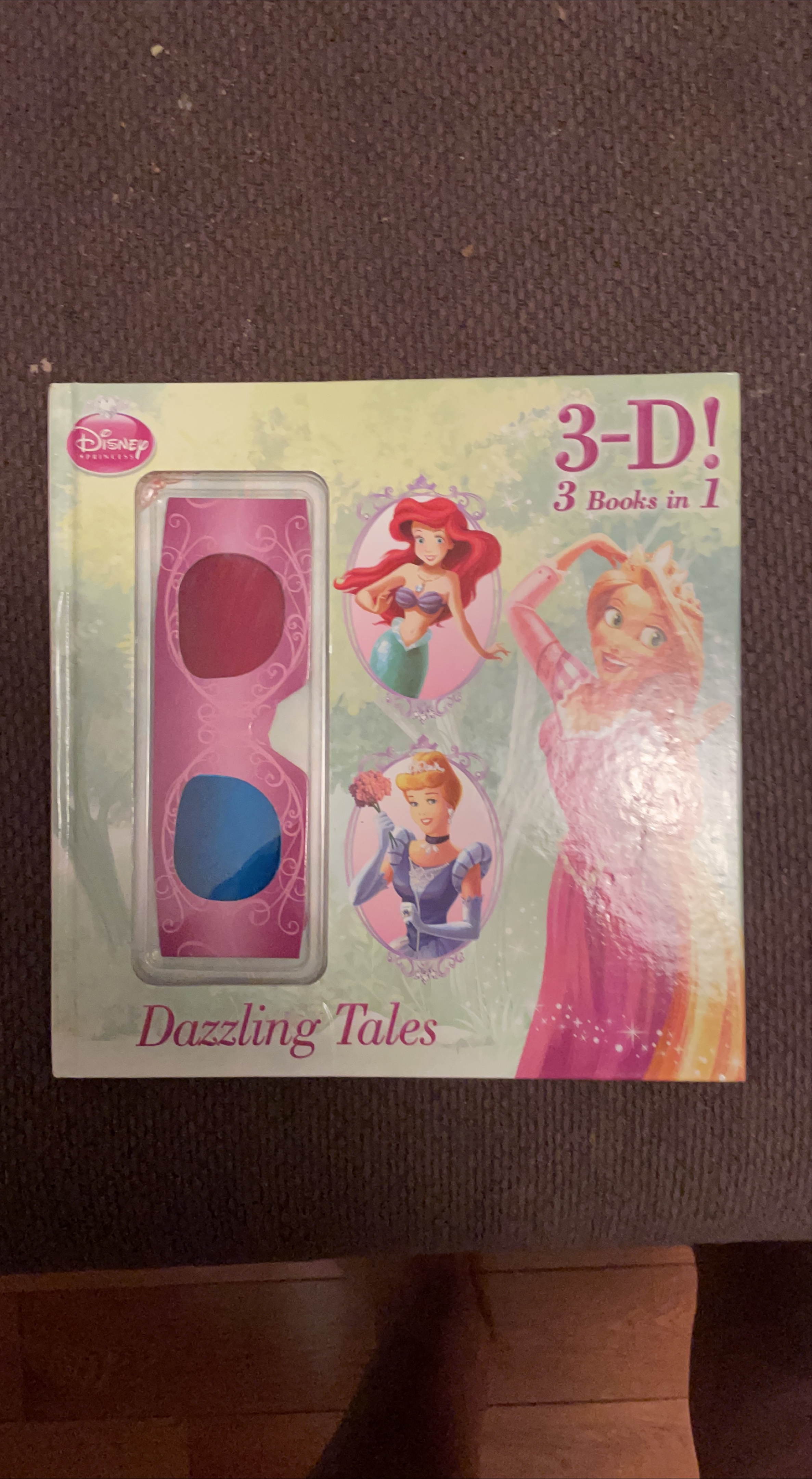 Disney Princess 3D Dazzling Tales Book thumbnail
