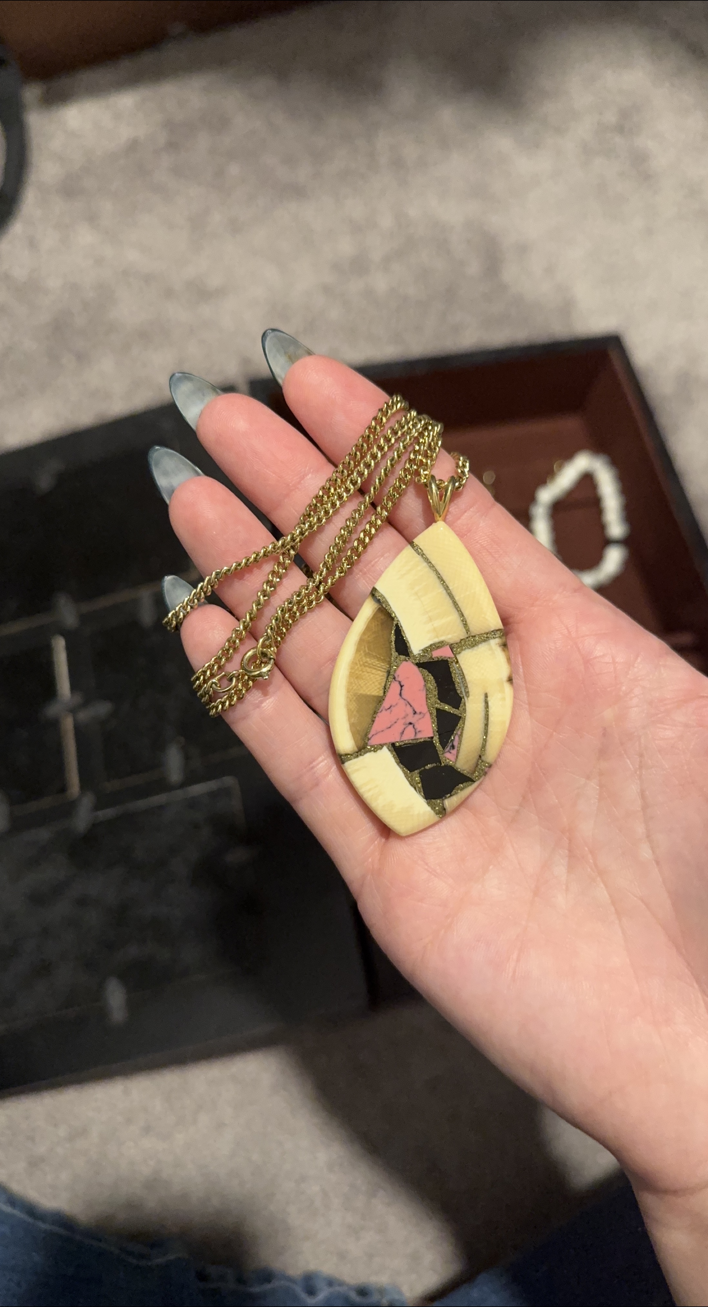 Unique Vintage Pendant Necklace thumbnail