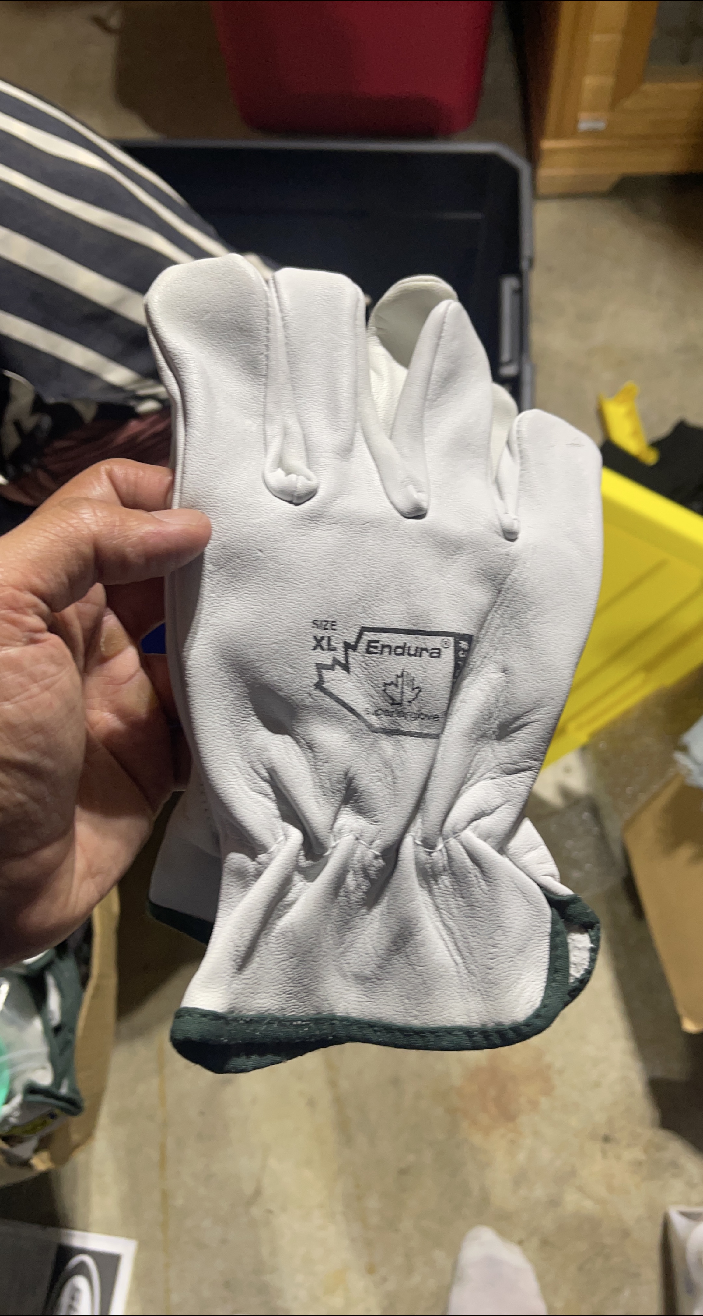 Endura XL White Leather Work Glove thumbnail