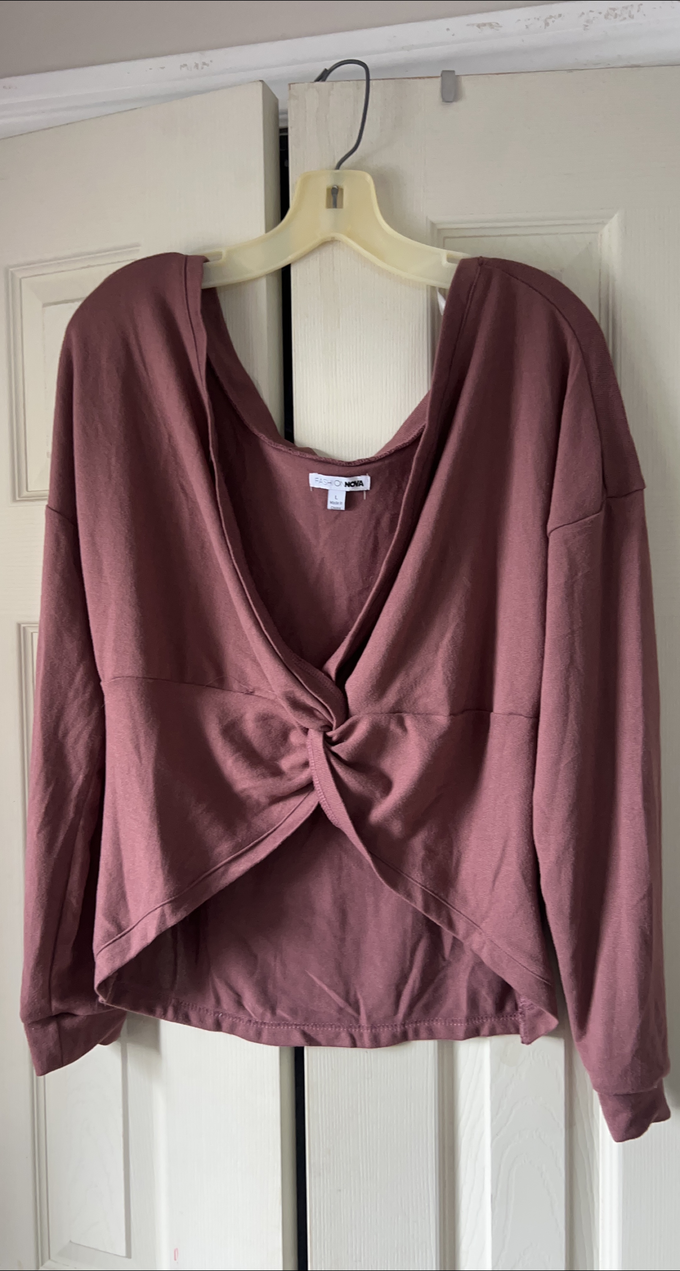 Fashion Nova Twist Front Long Sleeve Top - M thumbnail