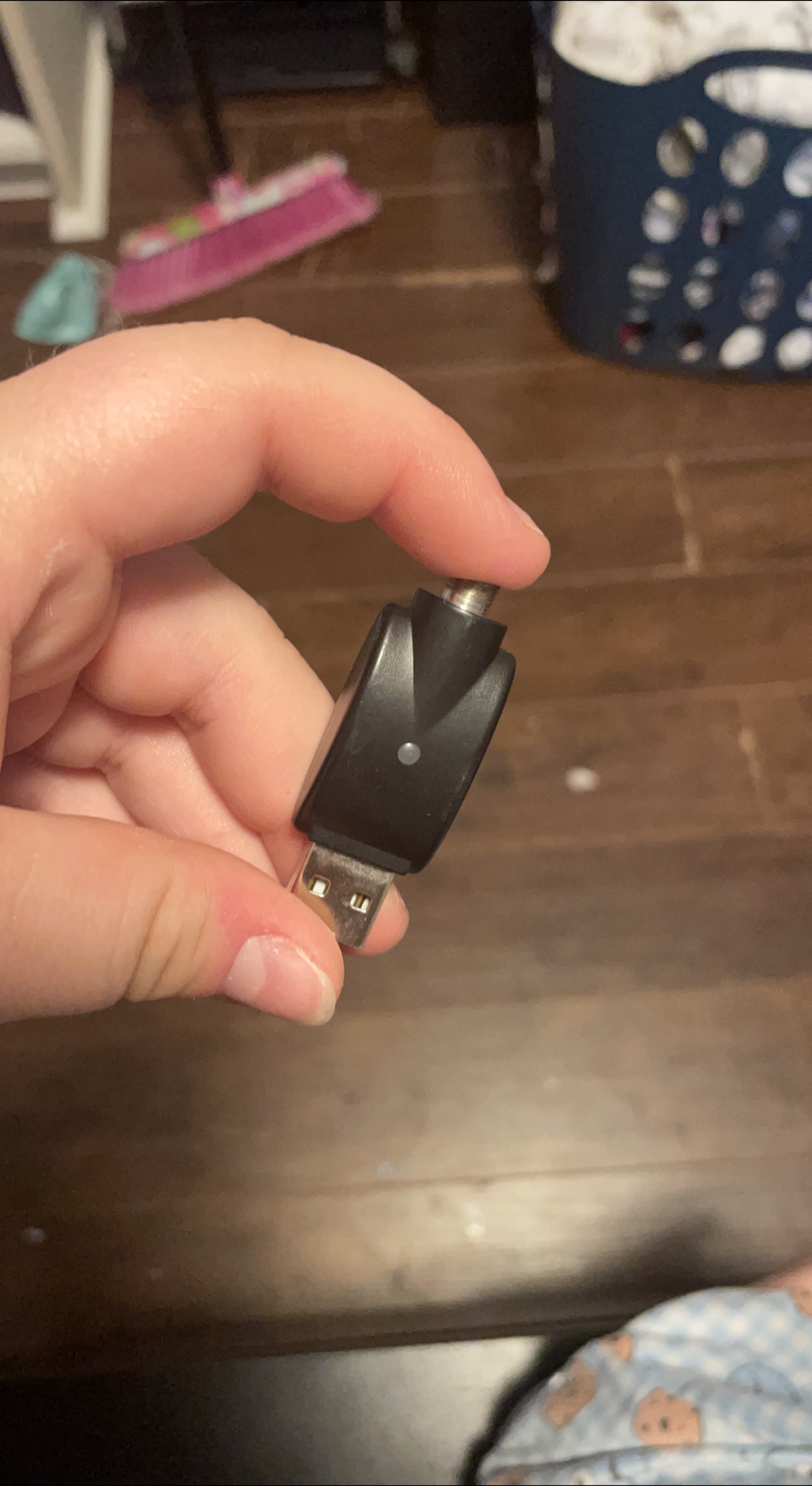 Black USB Charger thumbnail