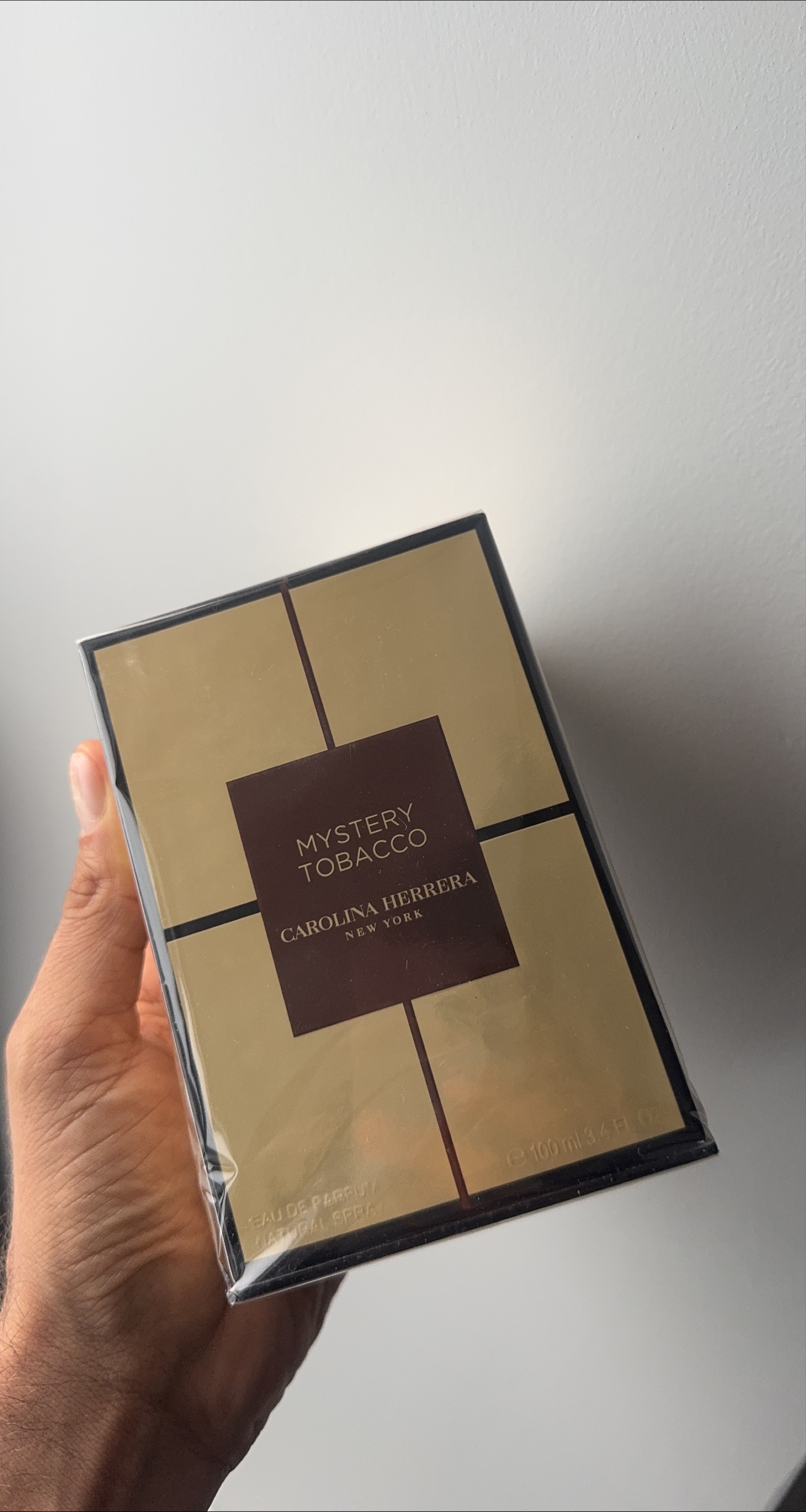New Carolina Herrera Mystery Tobacco 3.4 fl oz thumbnail