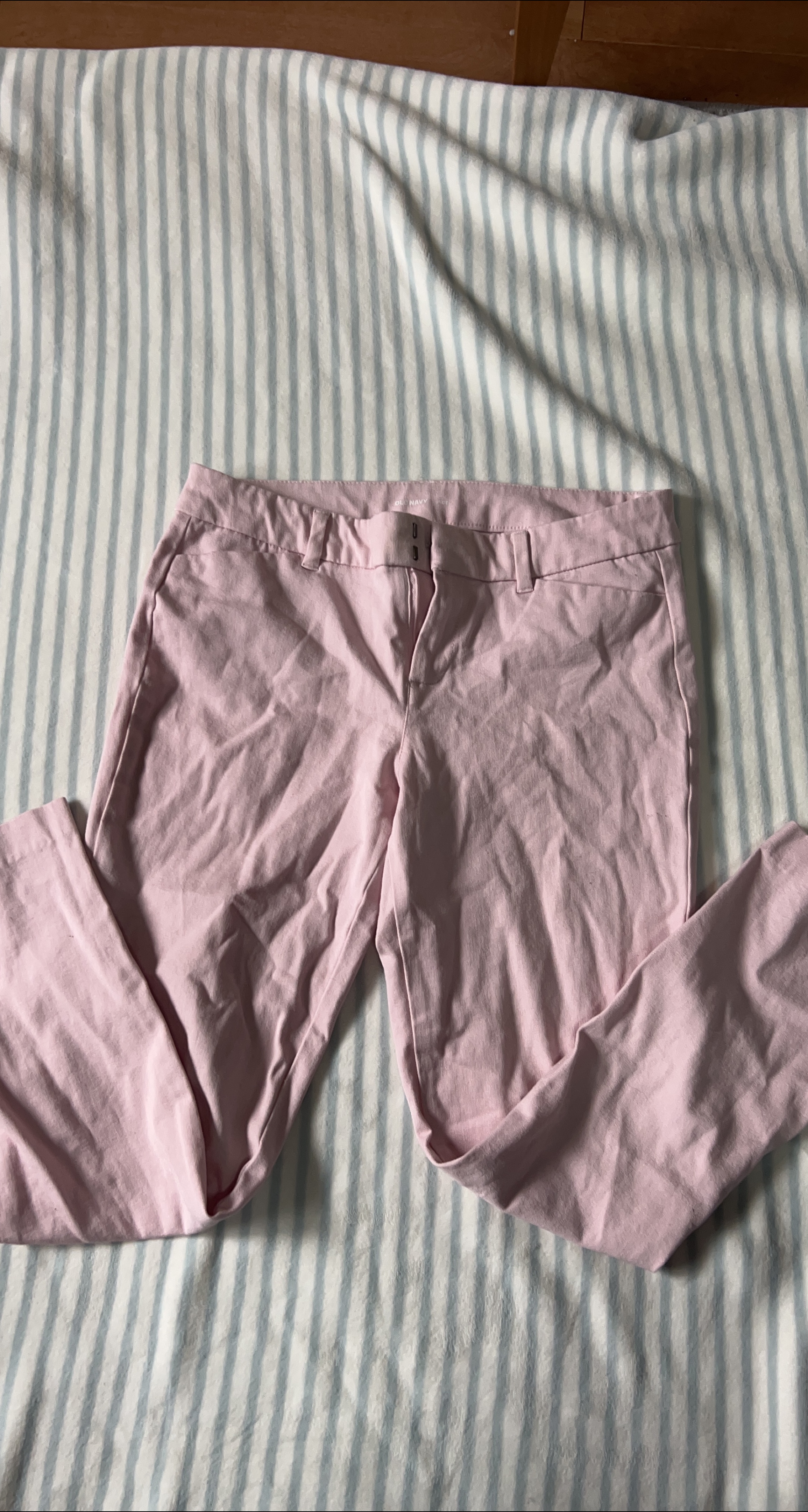 Old Navy Pink Pixie Pants thumbnail